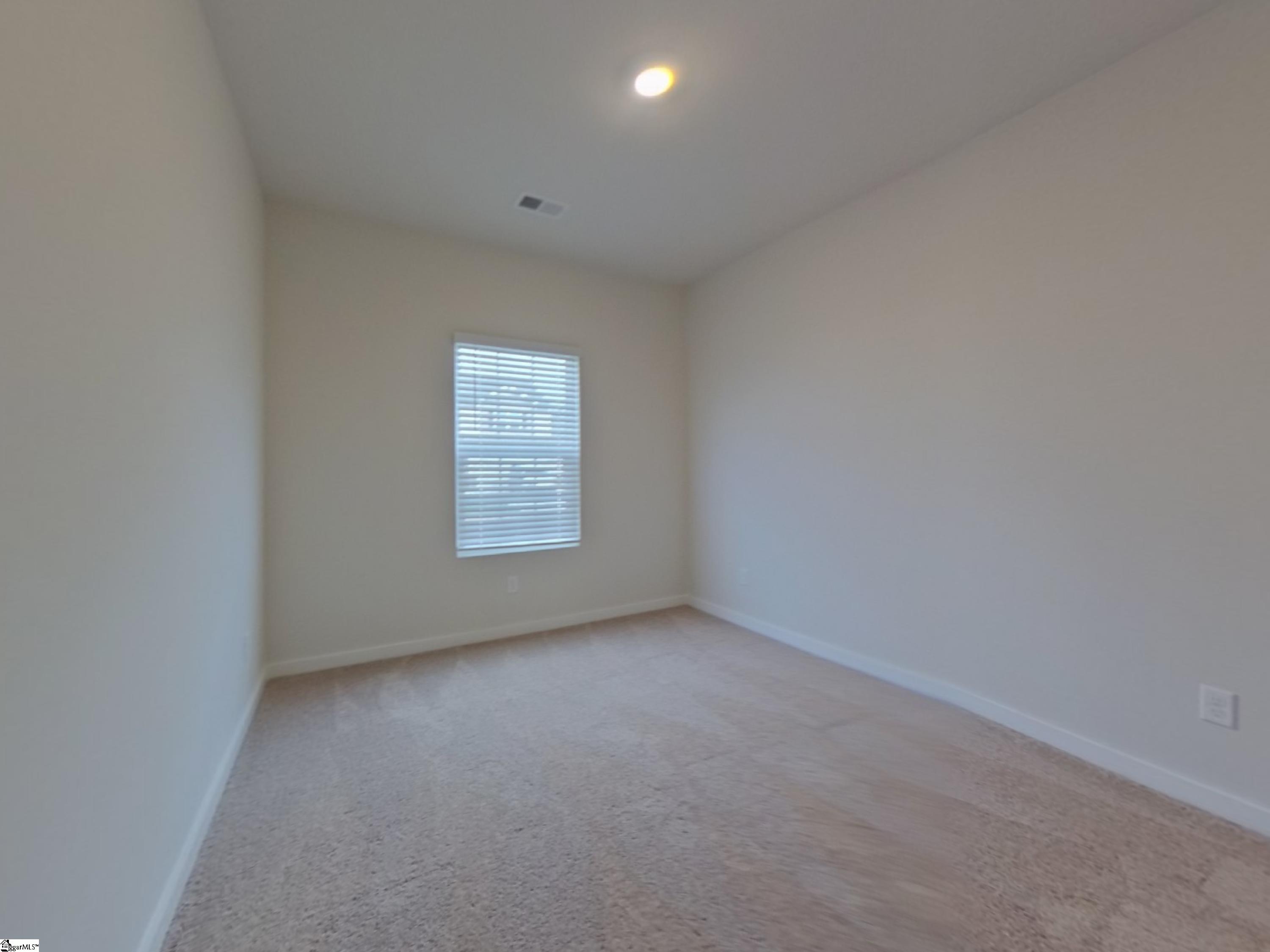 1213 Crested Iris Drive Moore, SC 29369