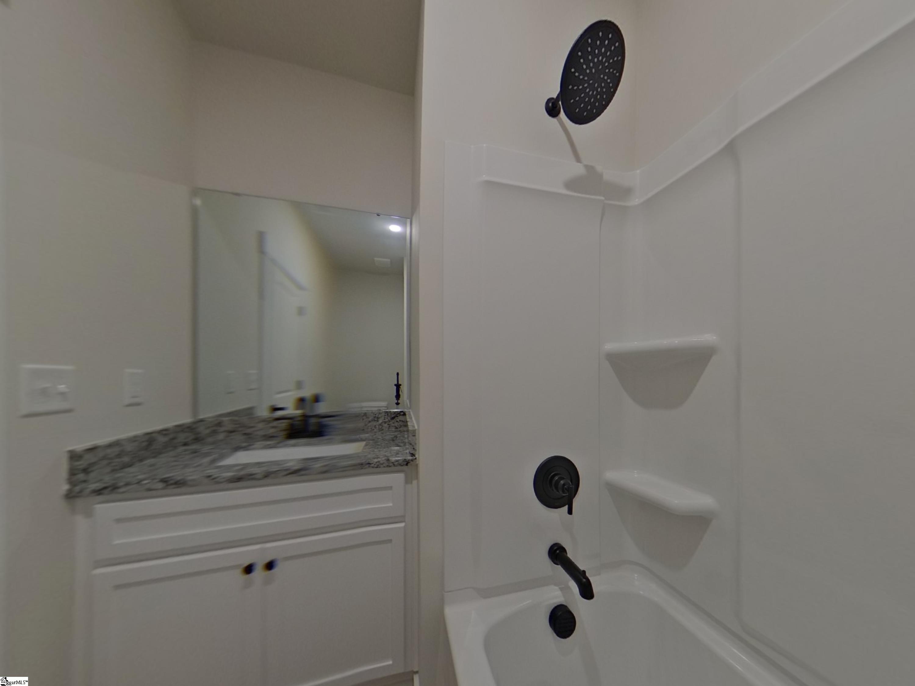 1213 Crested Iris Drive Moore, SC 29369