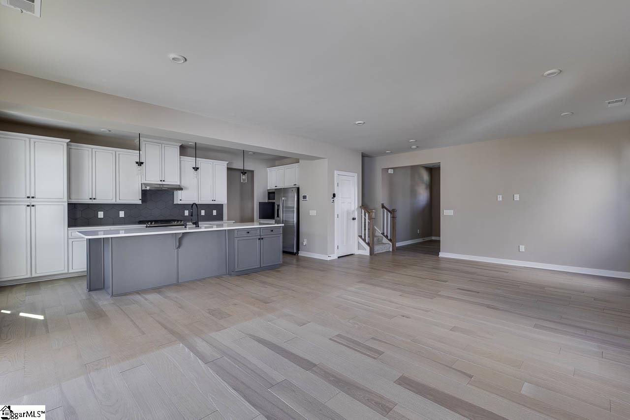 12 Dunroyal Road Fountain Inn, SC 29644