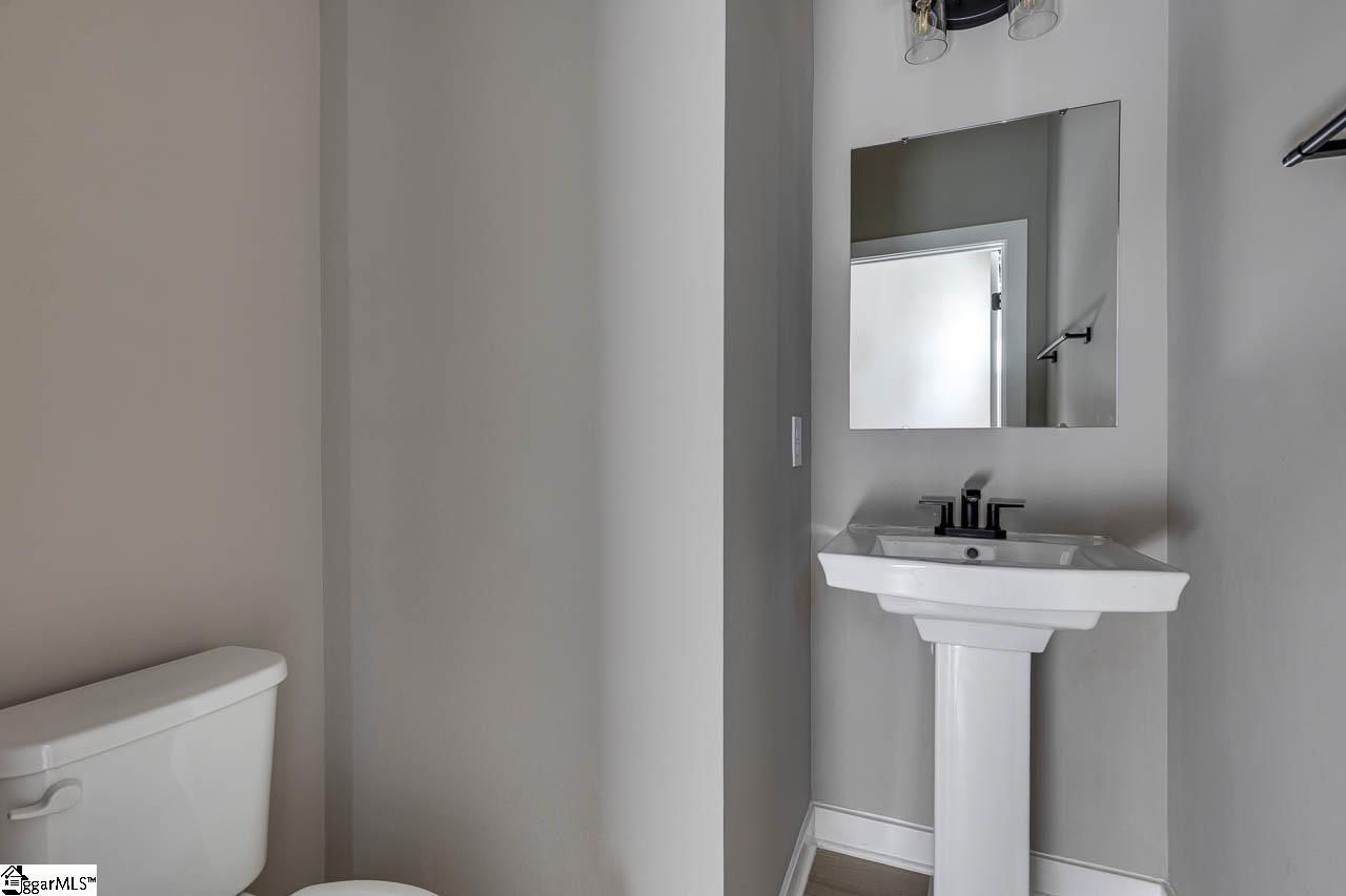 12 Dunroyal Road Fountain Inn, SC 29644
