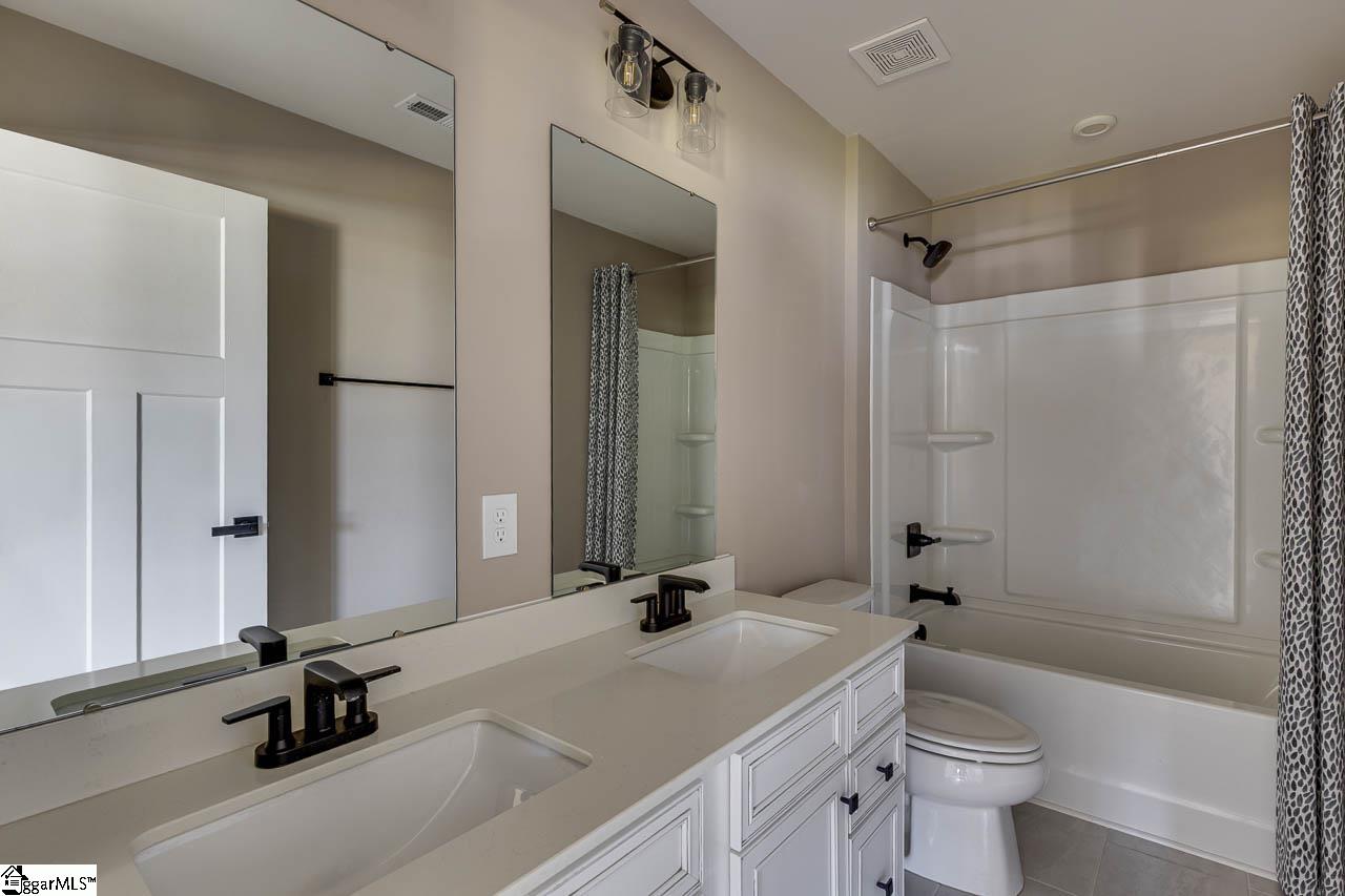 12 Dunroyal Road Fountain Inn, SC 29644