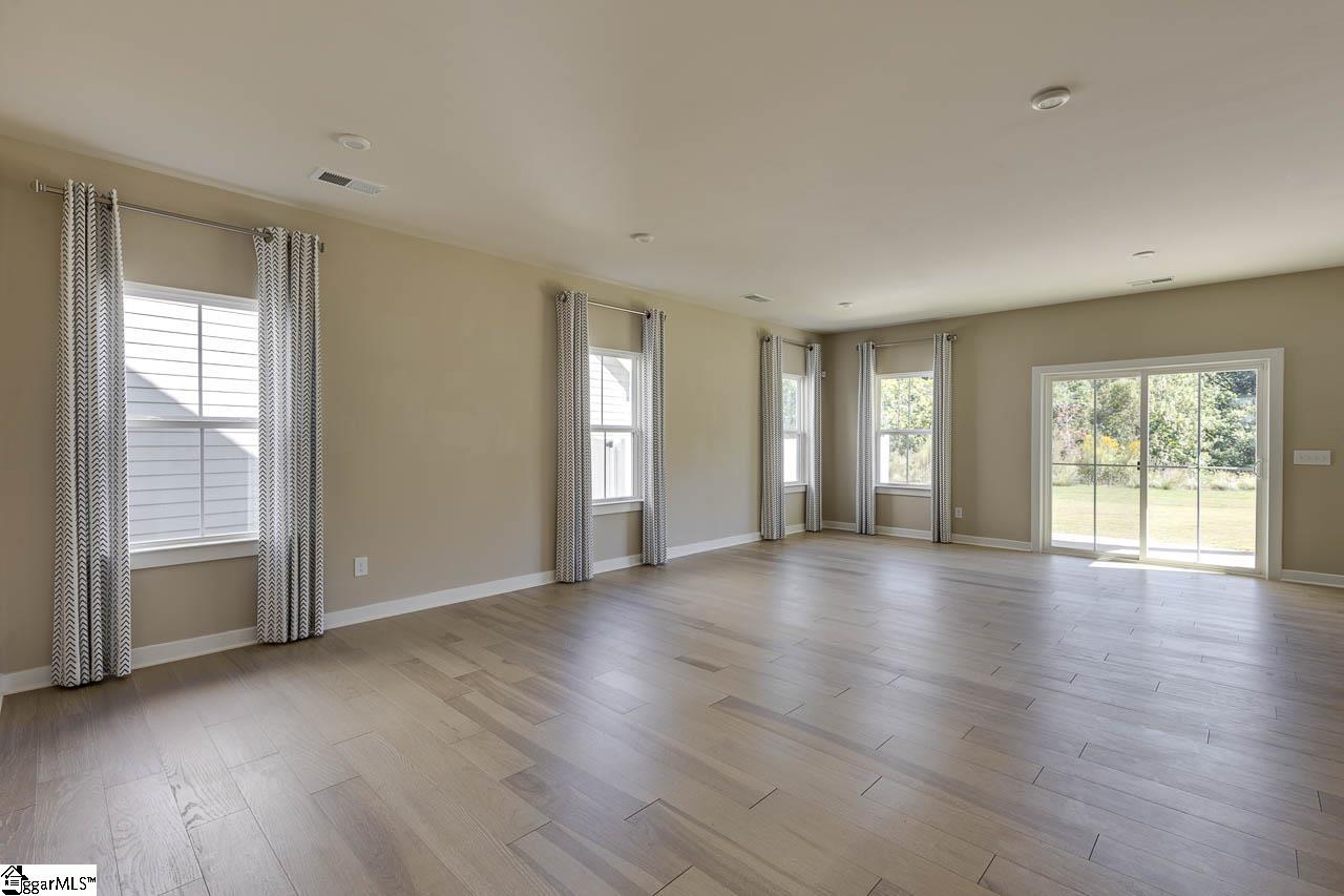 12 Dunroyal Road Fountain Inn, SC 29644