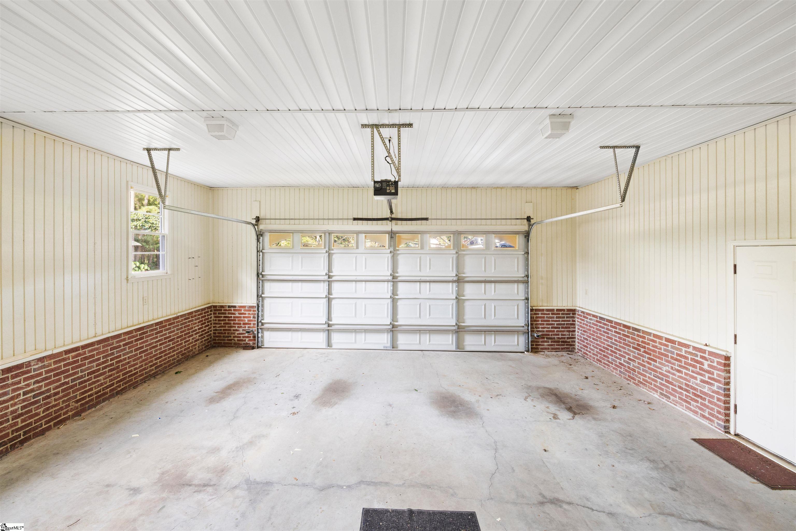 368 Ccc Camp Road Greer, SC 29651