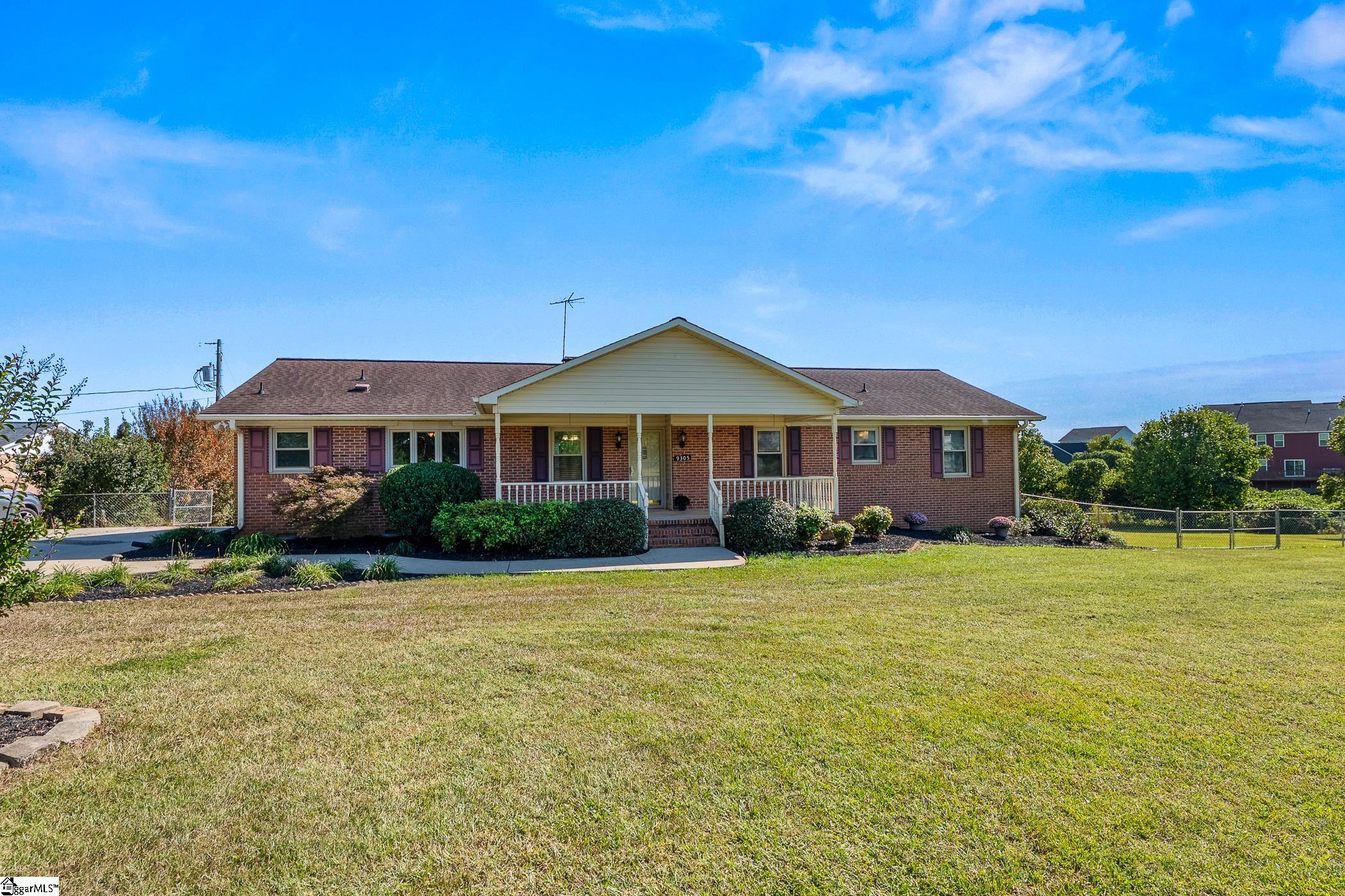 9305 Reidville Road Greer, SC 29651