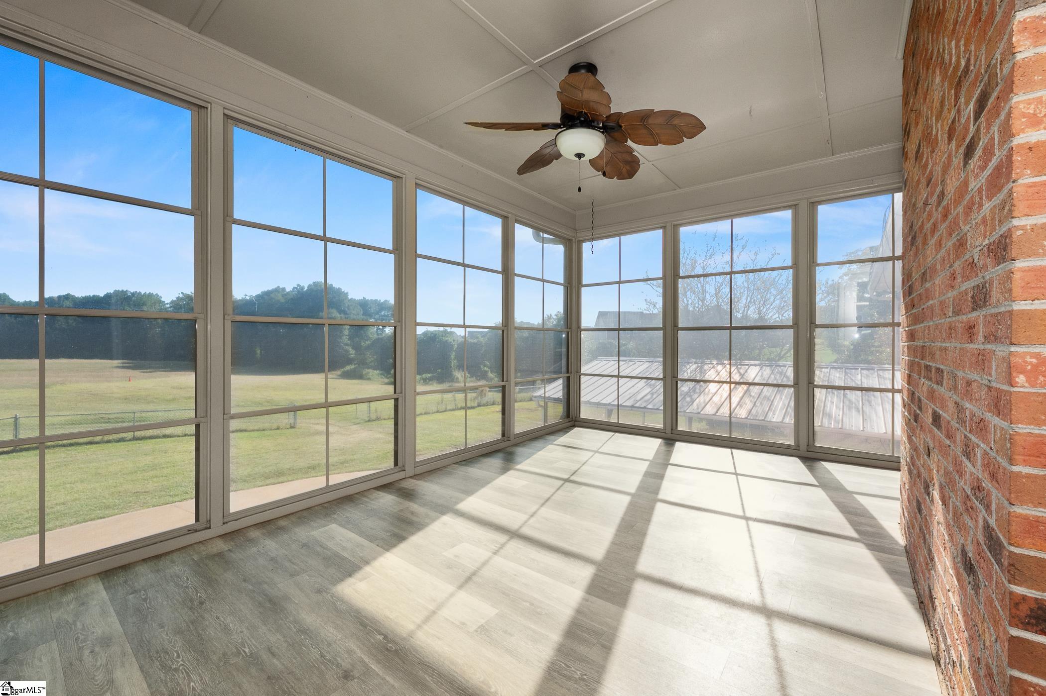 9305 Reidville Road Greer, SC 29651