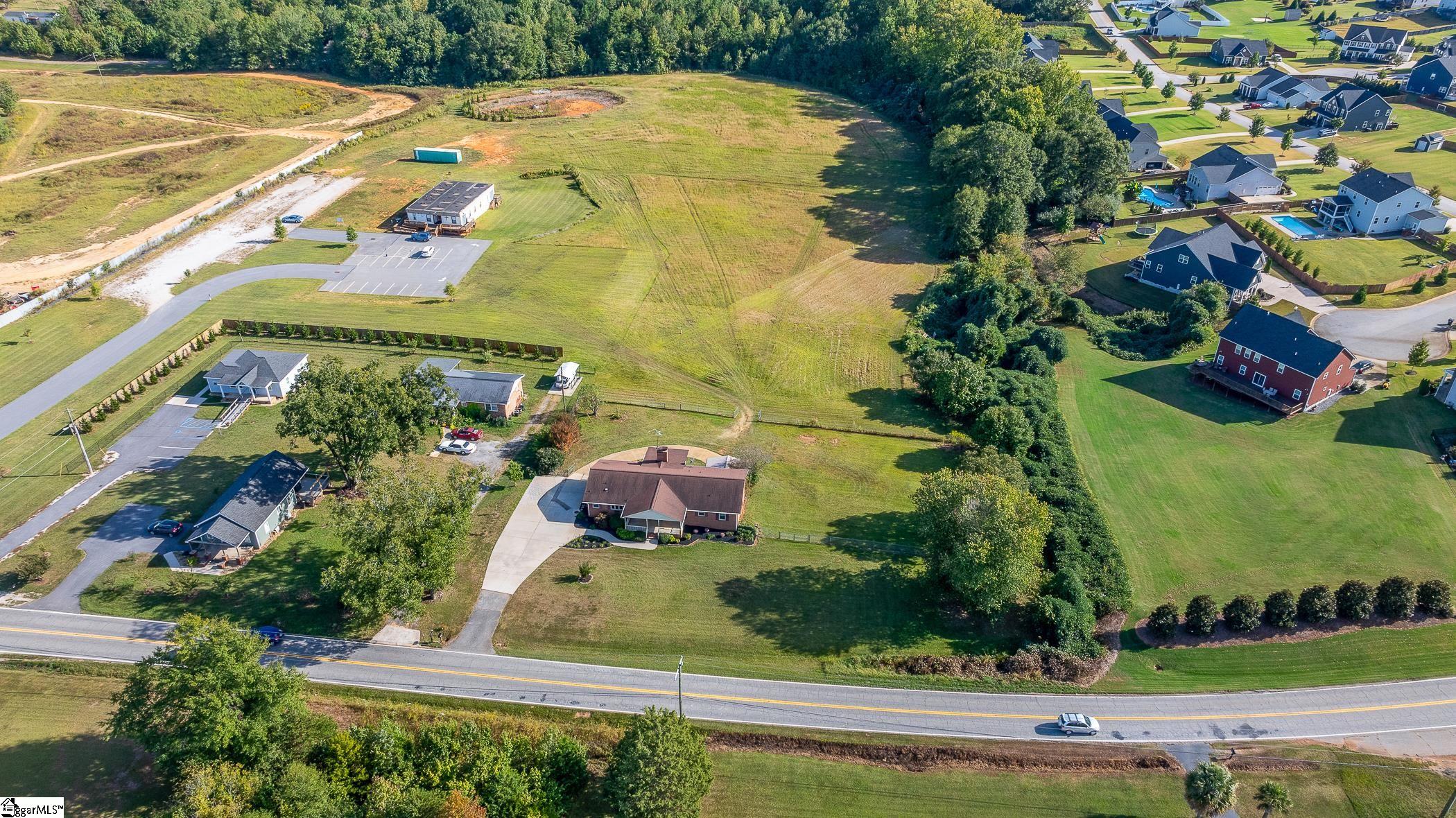 9305 Reidville Road Greer, SC 29651