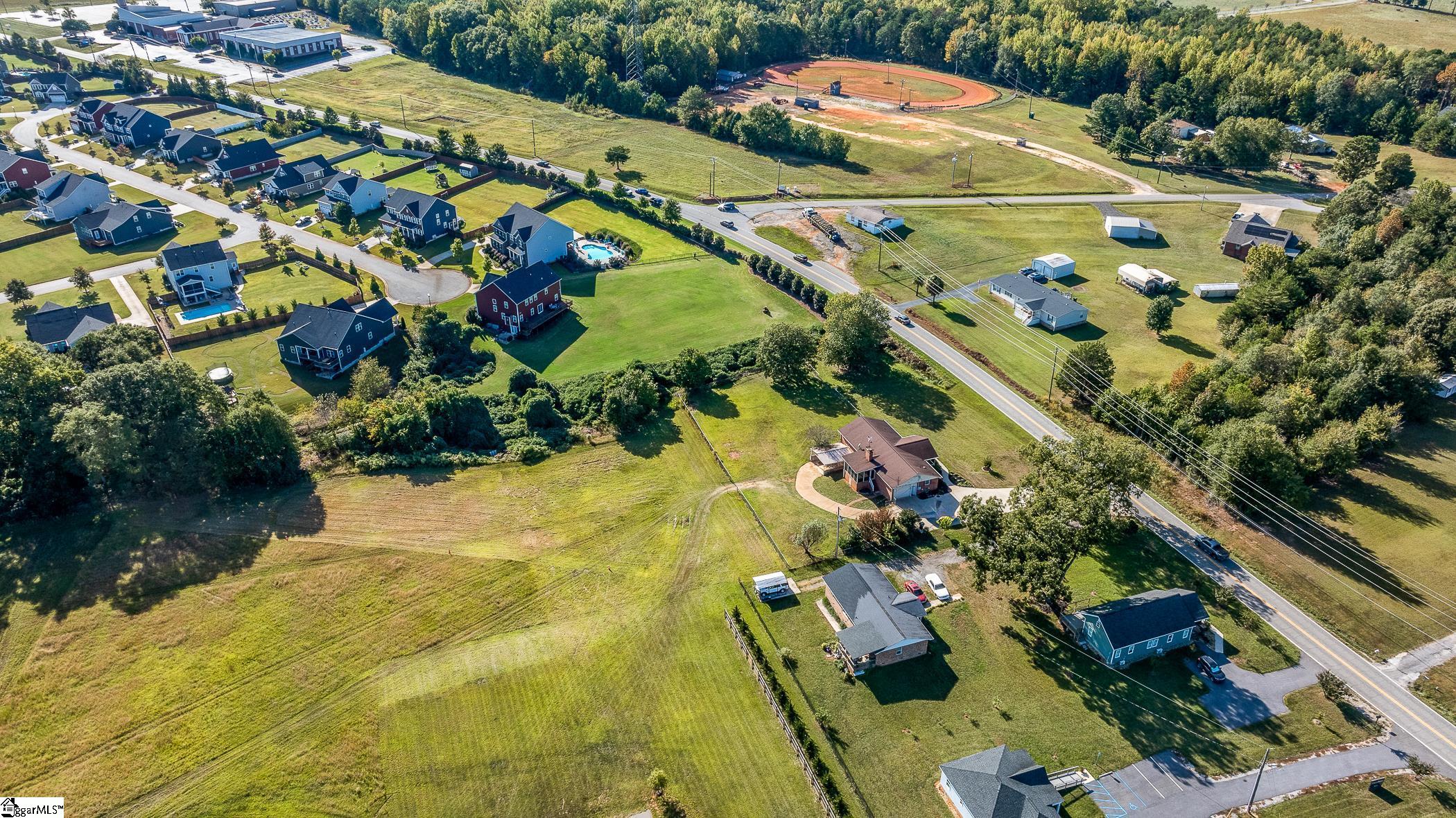 9305 Reidville Road Greer, SC 29651