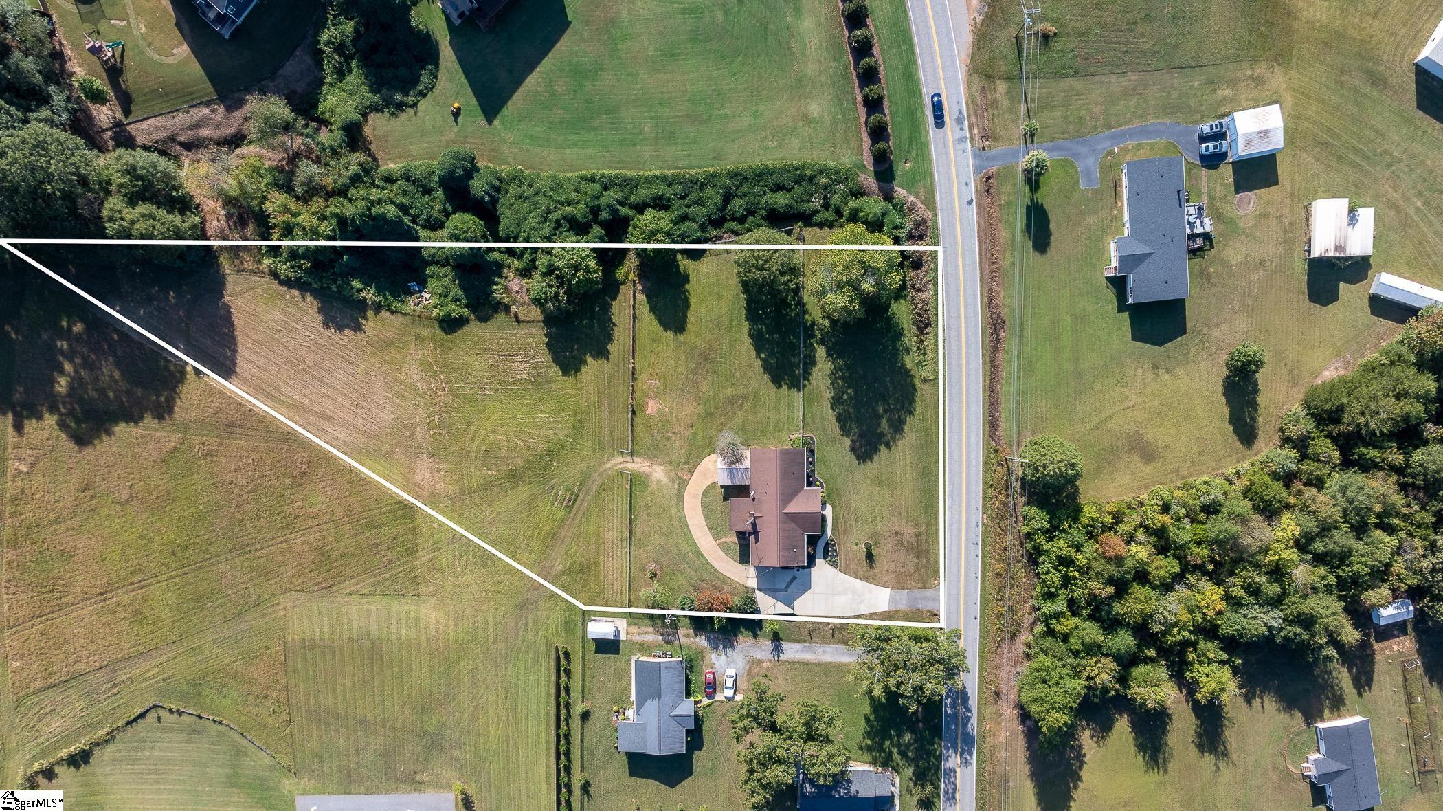 9305 Reidville Road Greer, SC 29651