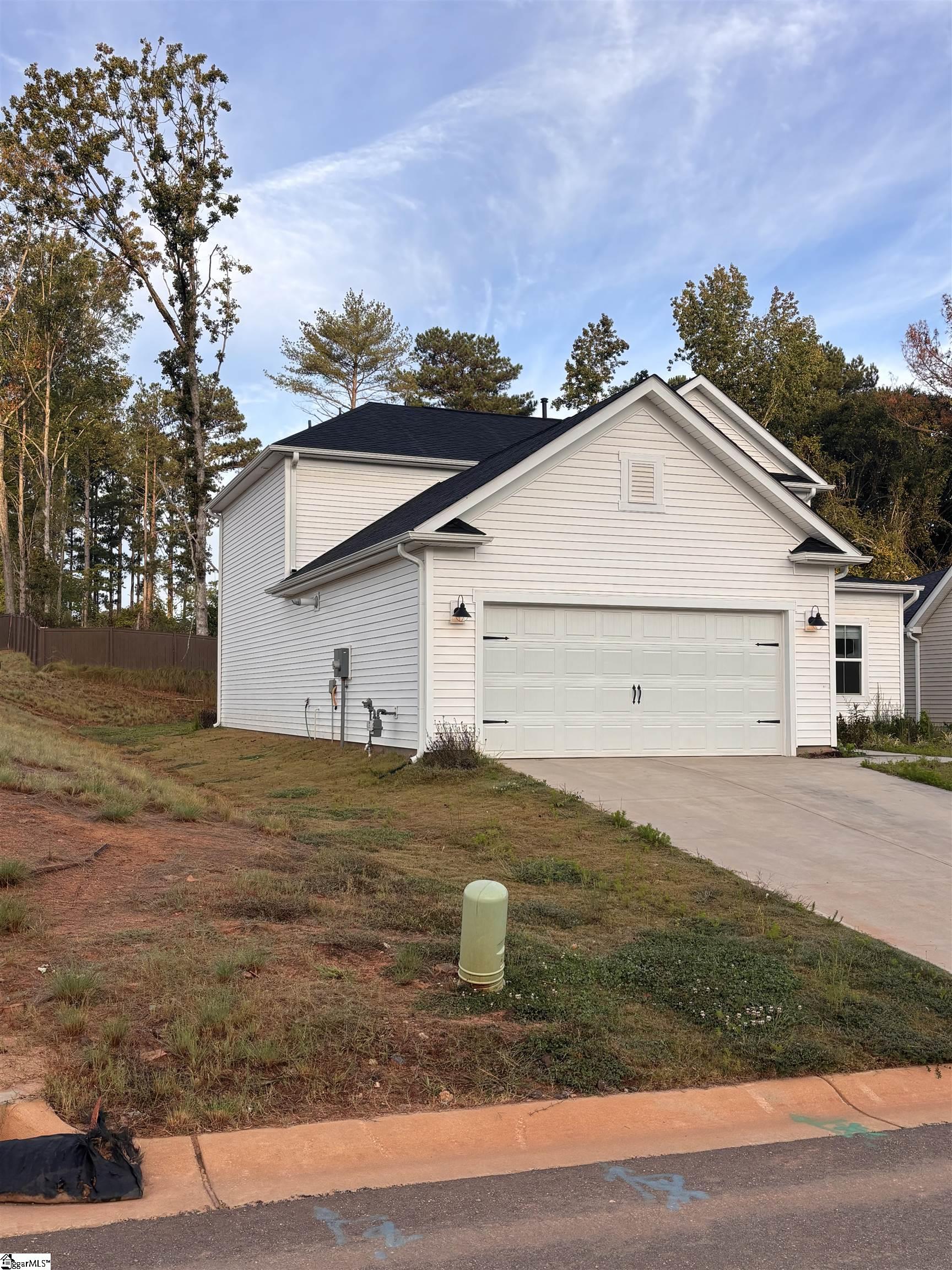 1403 Willow Ridge Way Spartanburg, SC 29307
