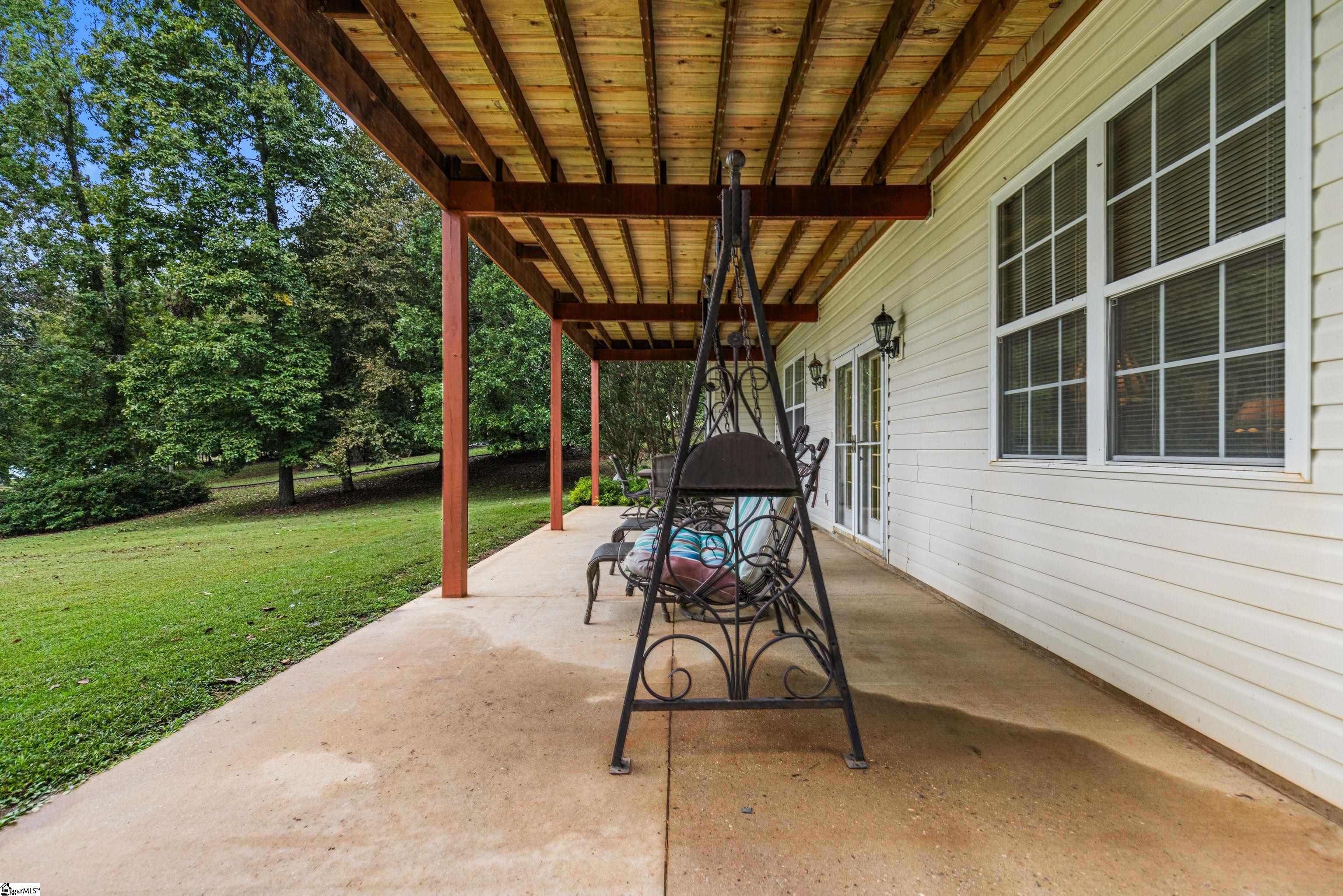 138 Yacht Drive Laurens, SC 29360