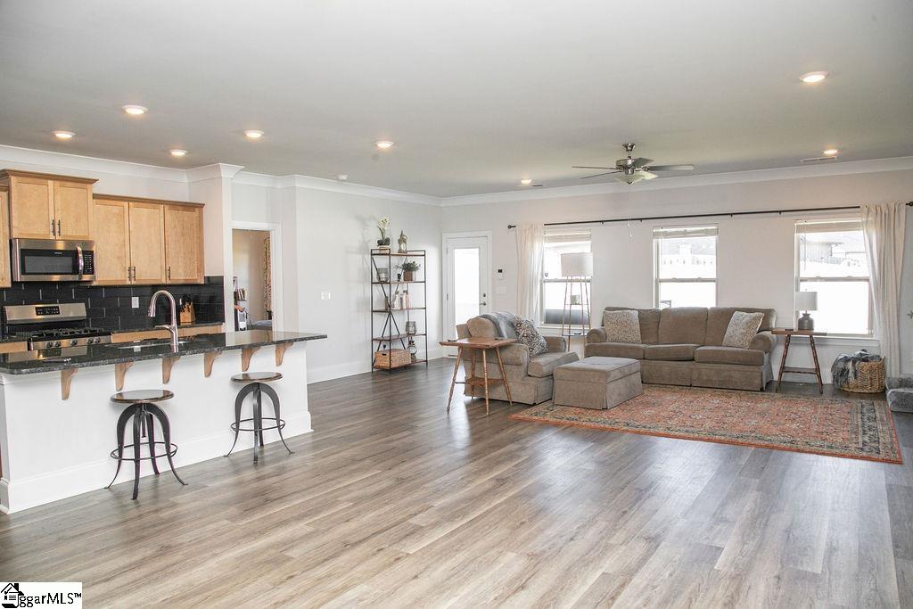 111 Wyatt Drive Greenville, SC 29605