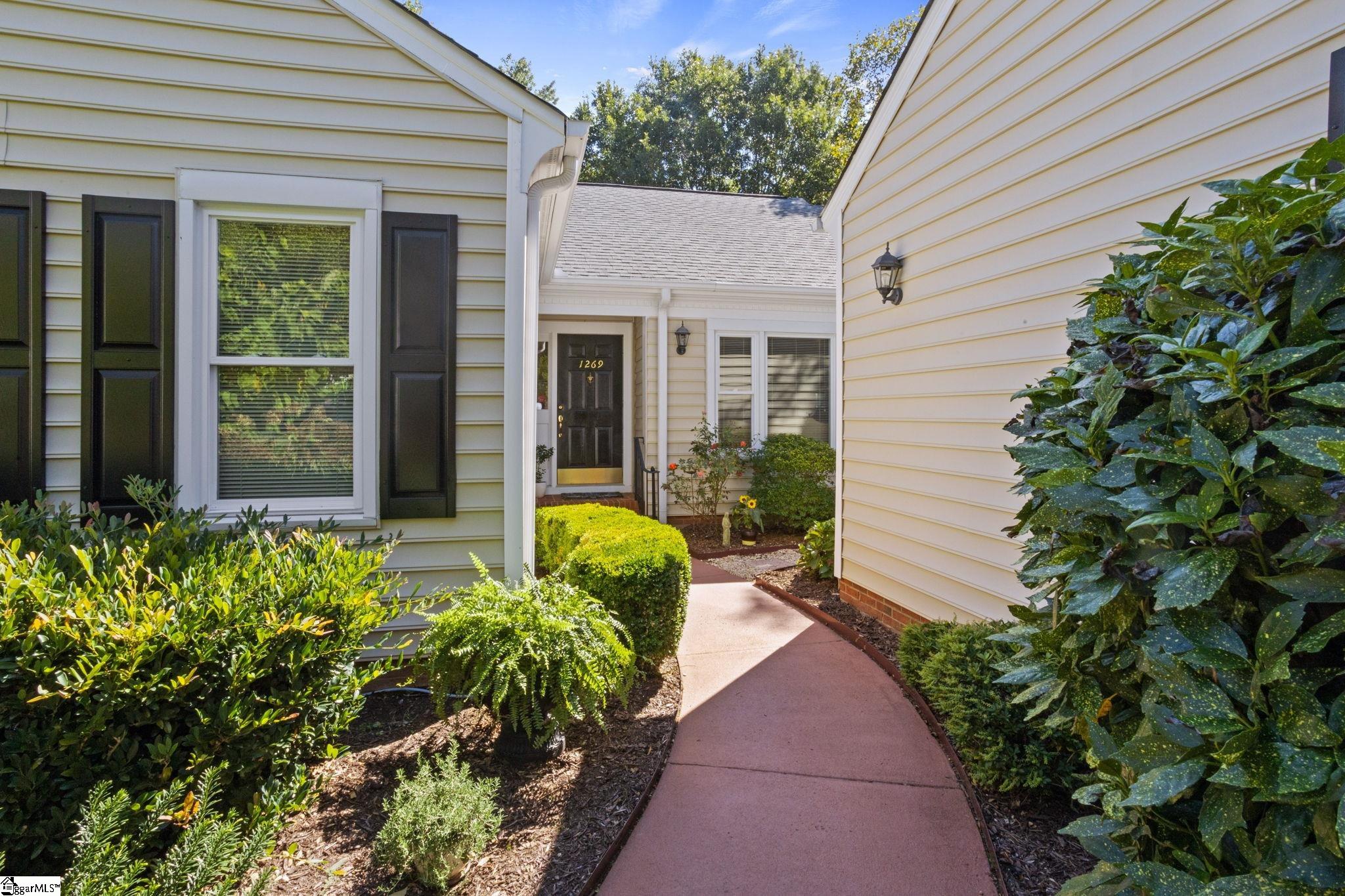 1269 Shadow Way Greenville, SC 29615
