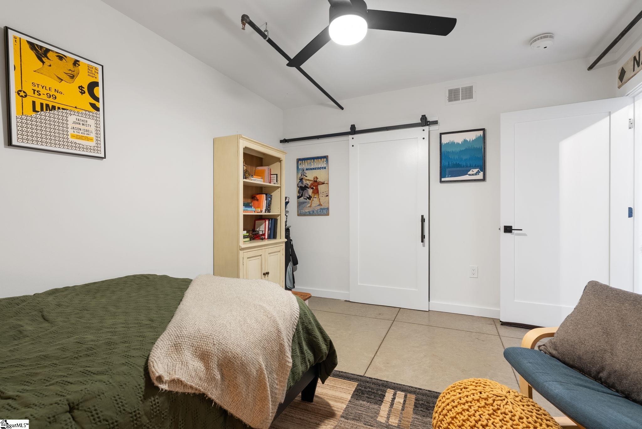 400 Mills Avenue UNIT Unit 408 Greenville, SC 29605