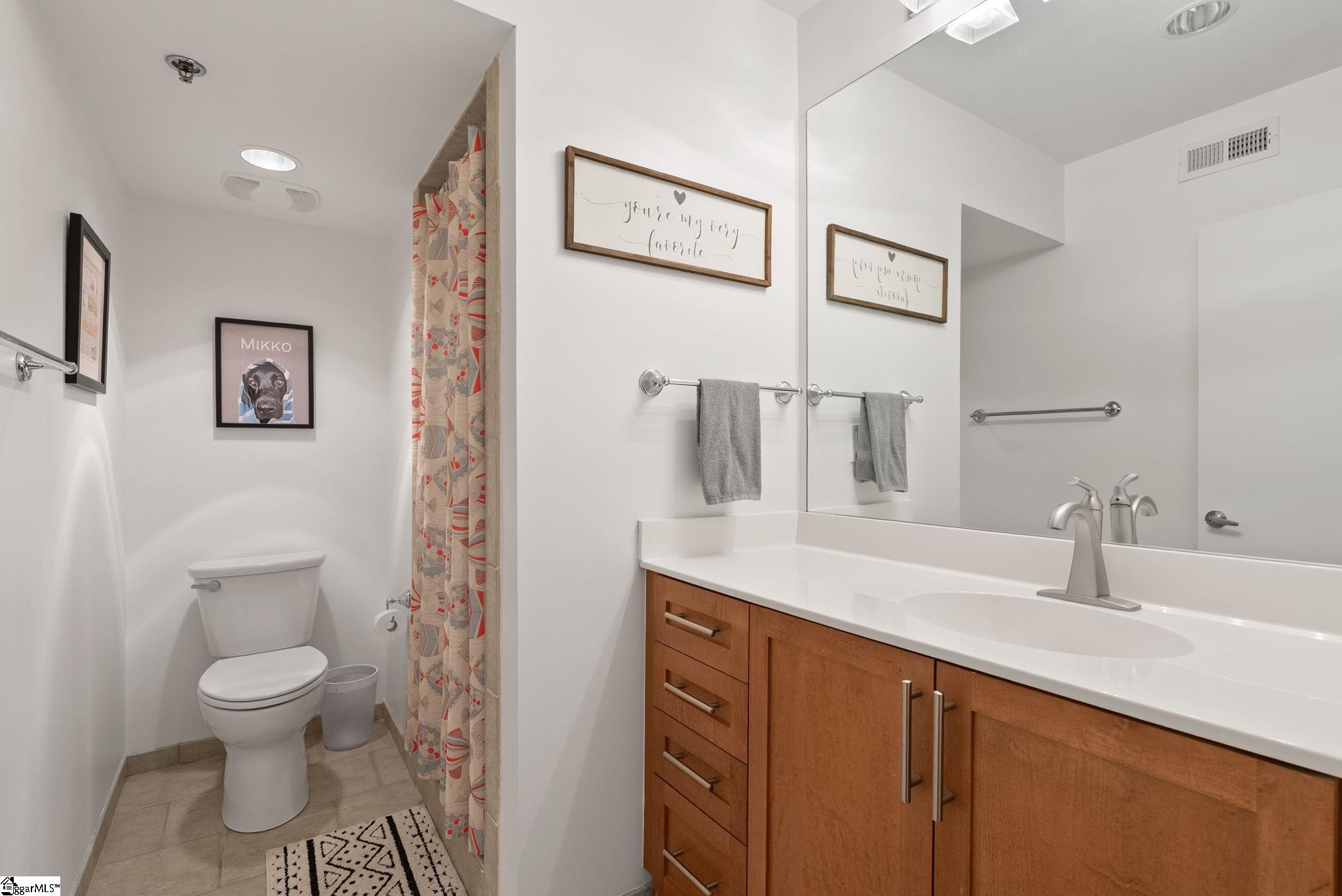 400 Mills Avenue UNIT Unit 408 Greenville, SC 29605