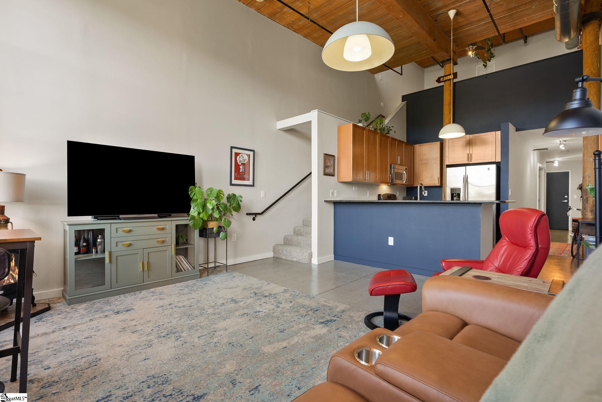 400 Mills Avenue UNIT Unit 408 Greenville, SC 29605