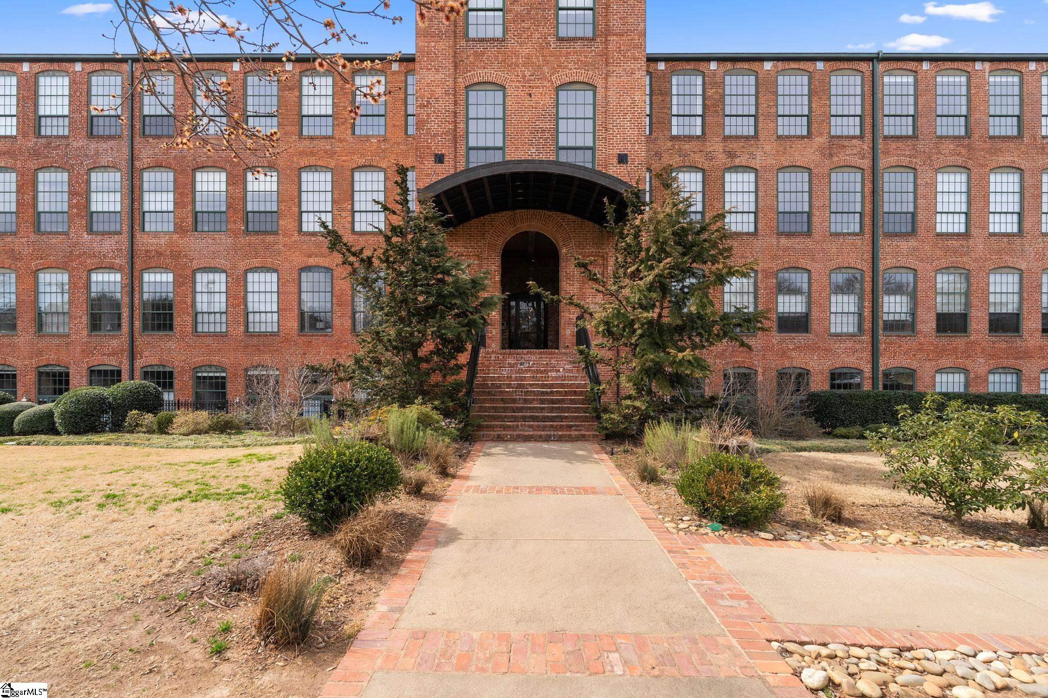 400 Mills Avenue UNIT Unit 408 Greenville, SC 29605