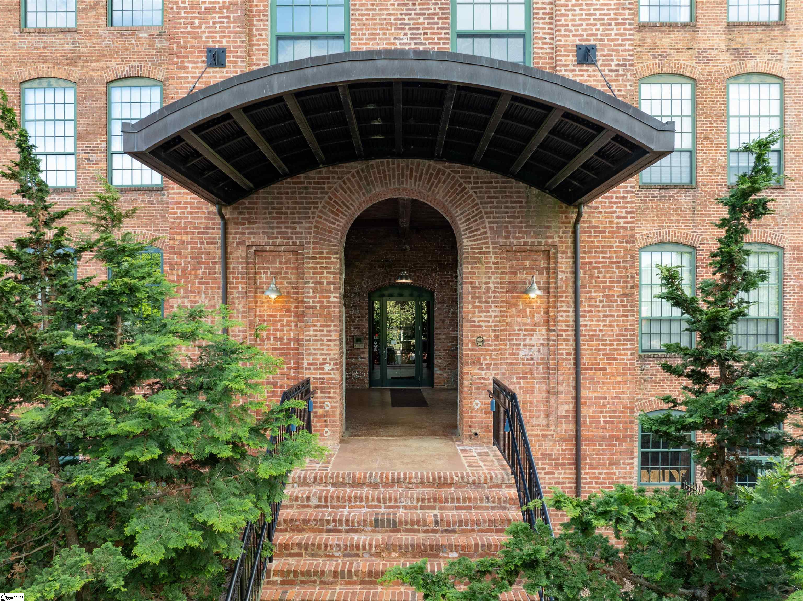 400 Mills Avenue UNIT Unit 408 Greenville, SC 29605