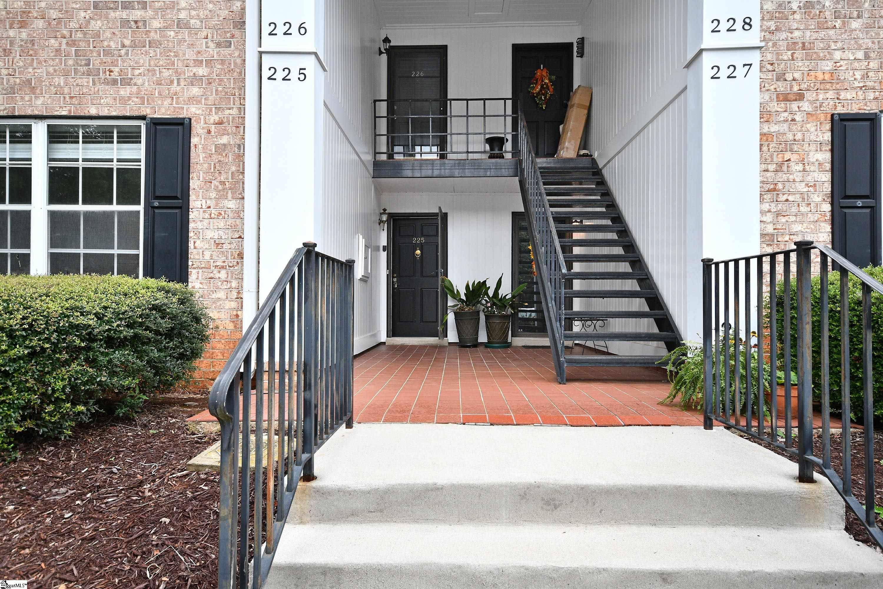 925 Cleveland Street UNIT Unit 225 Greenville, SC 29601