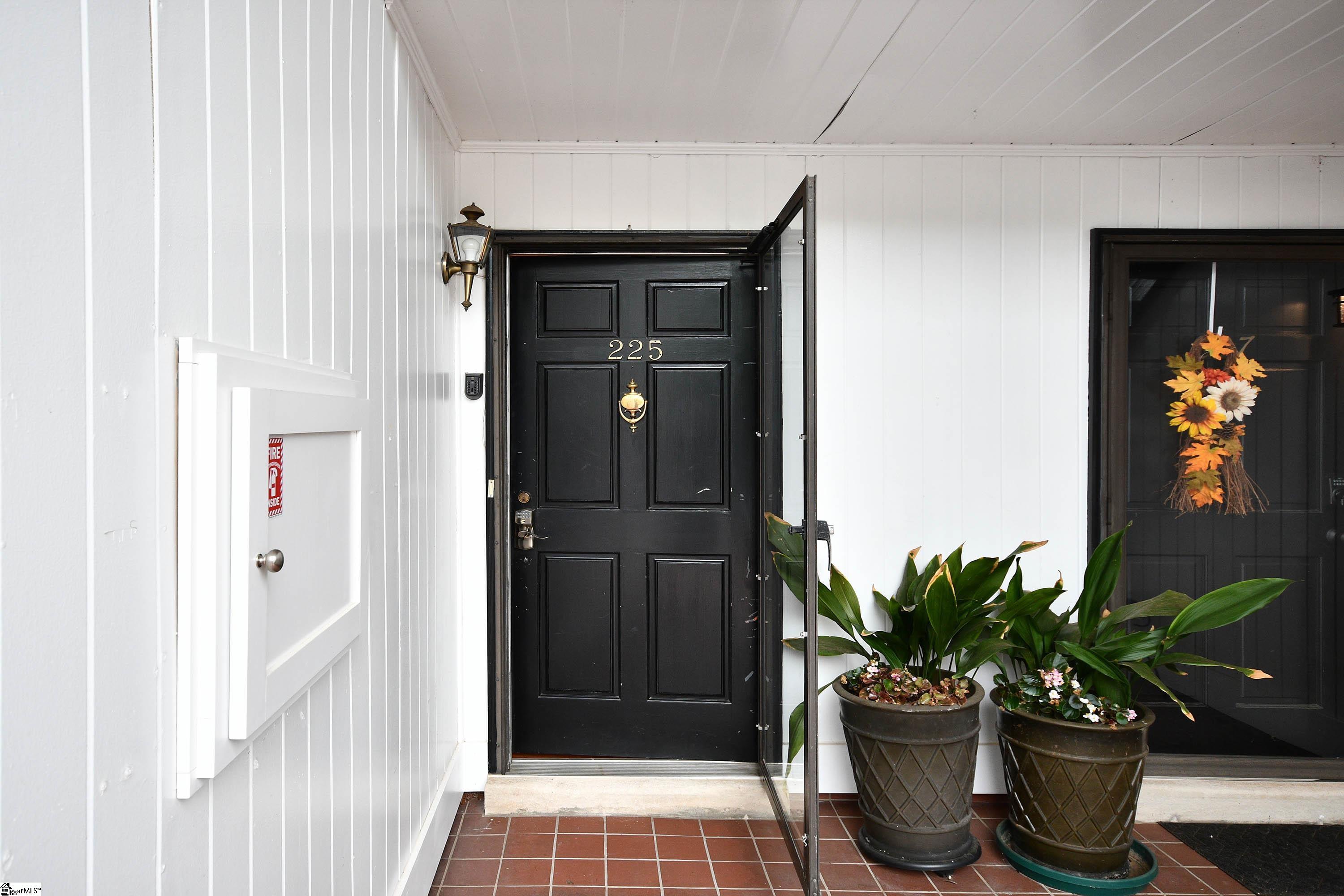 925 Cleveland Street UNIT Unit 225 Greenville, SC 29601