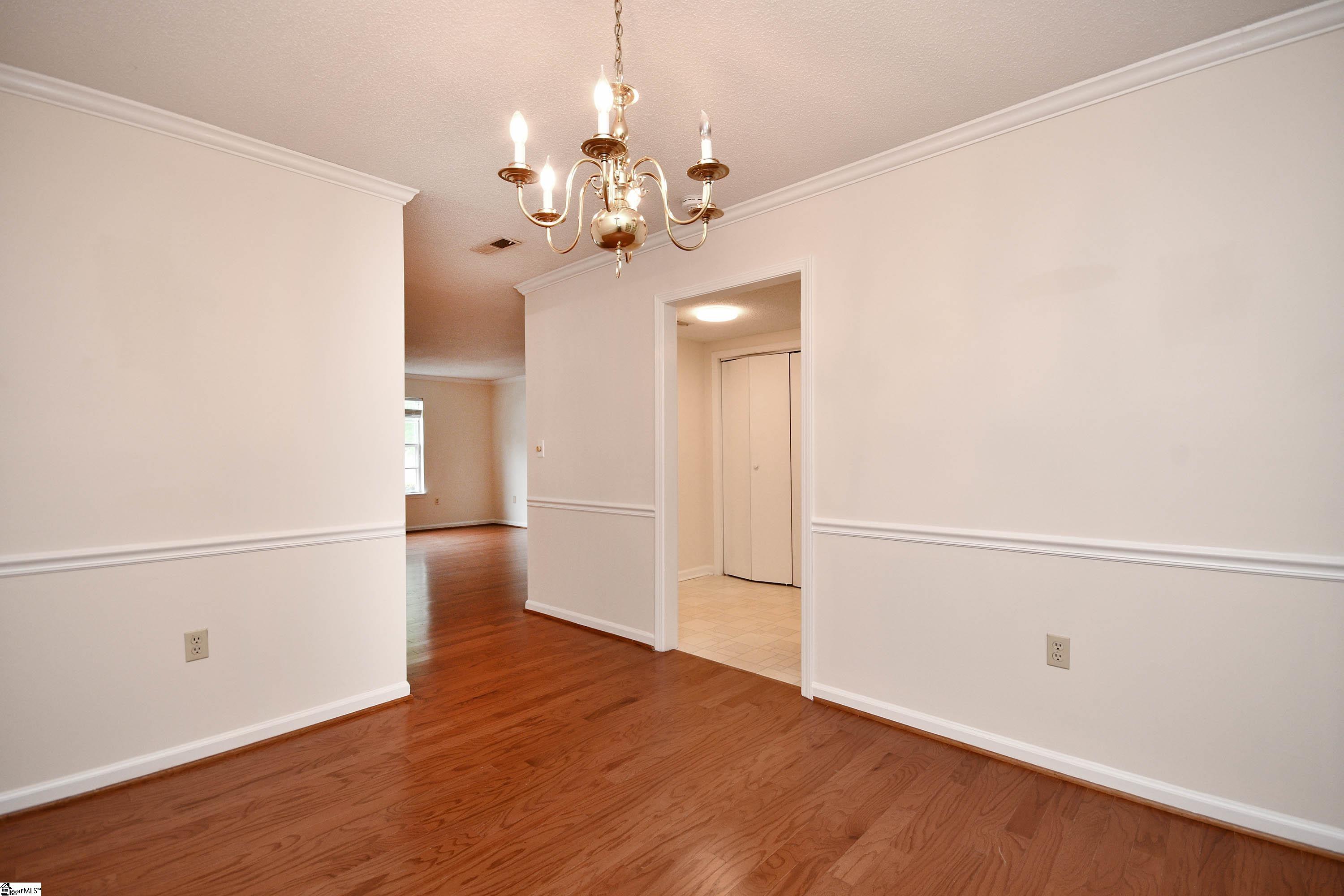 925 Cleveland Street UNIT Unit 225 Greenville, SC 29601