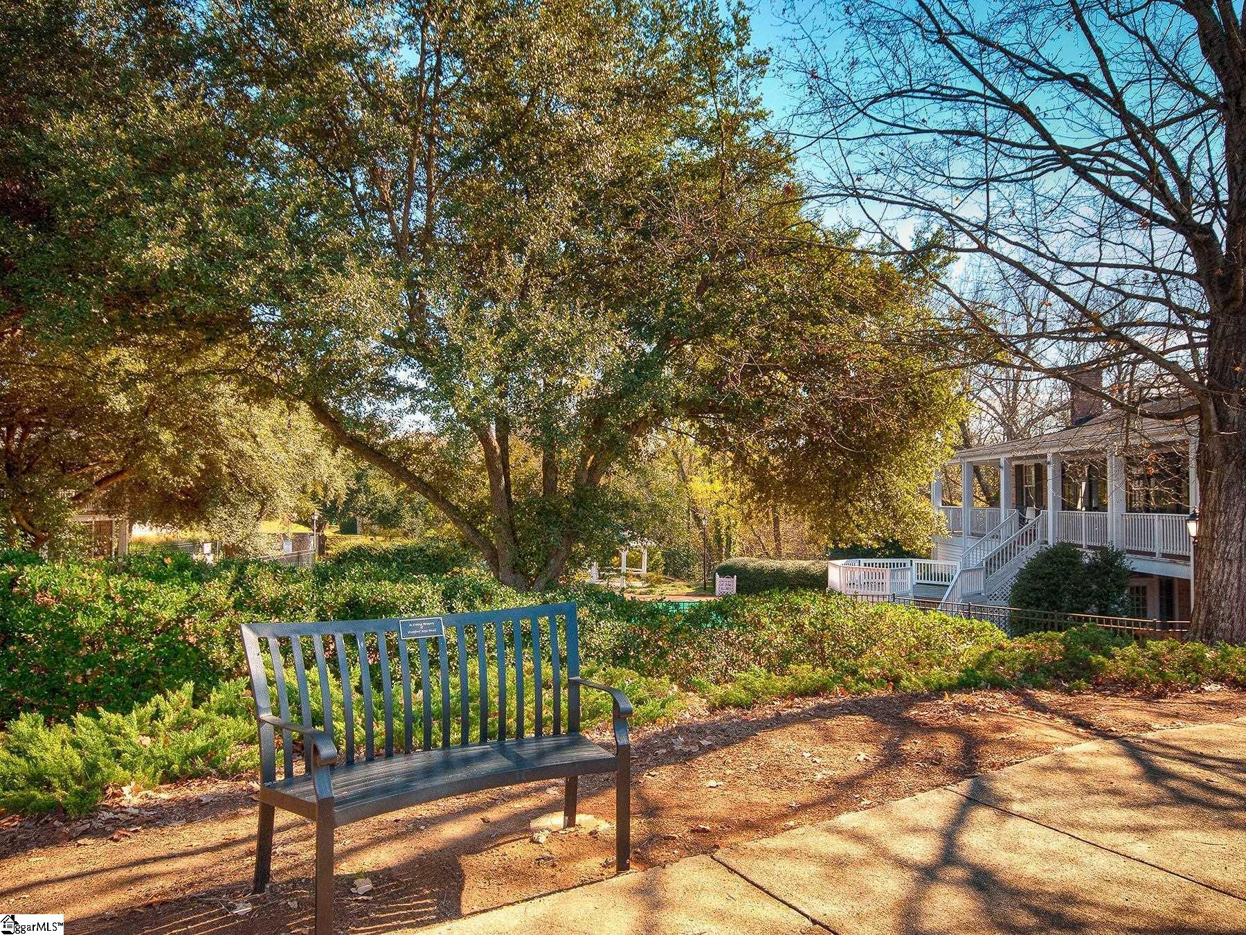 925 Cleveland Street UNIT Unit 225 Greenville, SC 29601