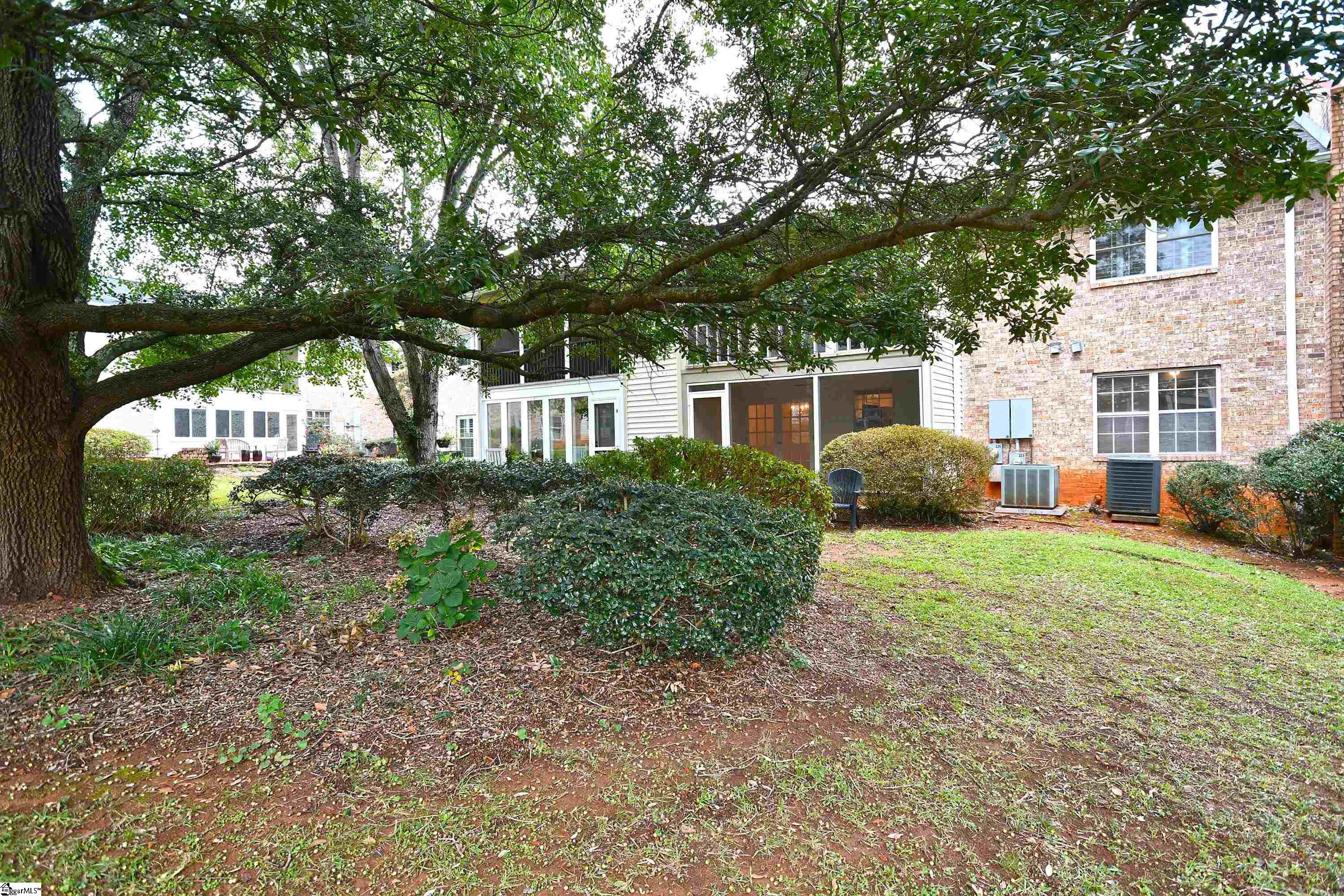 925 Cleveland Street UNIT Unit 225 Greenville, SC 29601