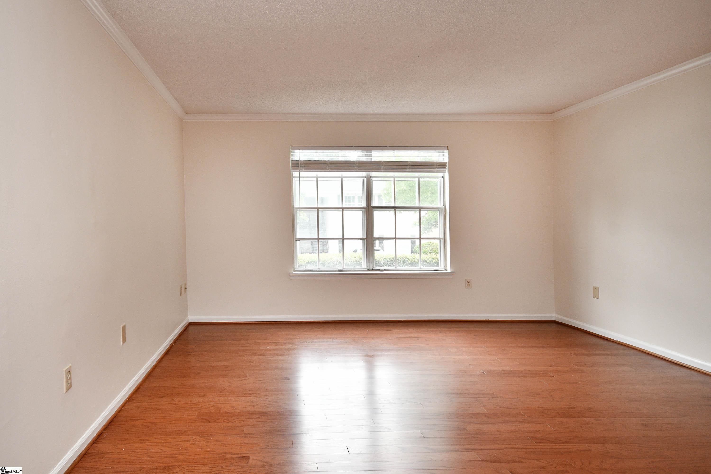 925 Cleveland Street UNIT Unit 225 Greenville, SC 29601