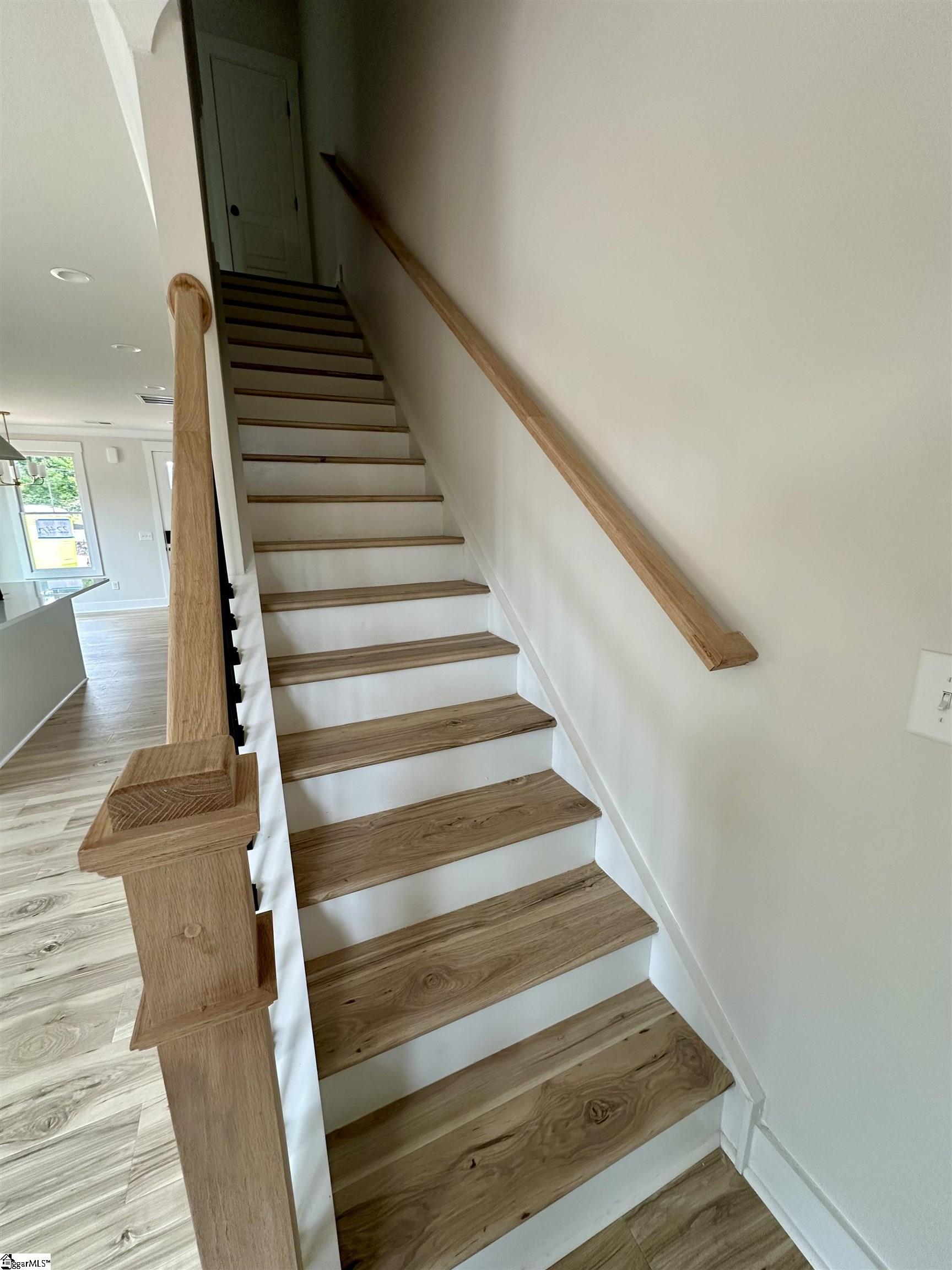9 Hawthorne Lane UNIT Unit 104 Greenville, SC 29605