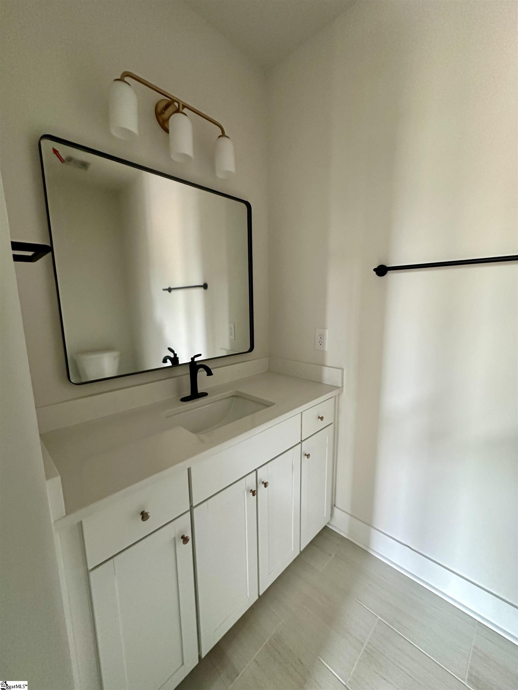 9 Hawthorne Lane UNIT Unit 104 Greenville, SC 29605