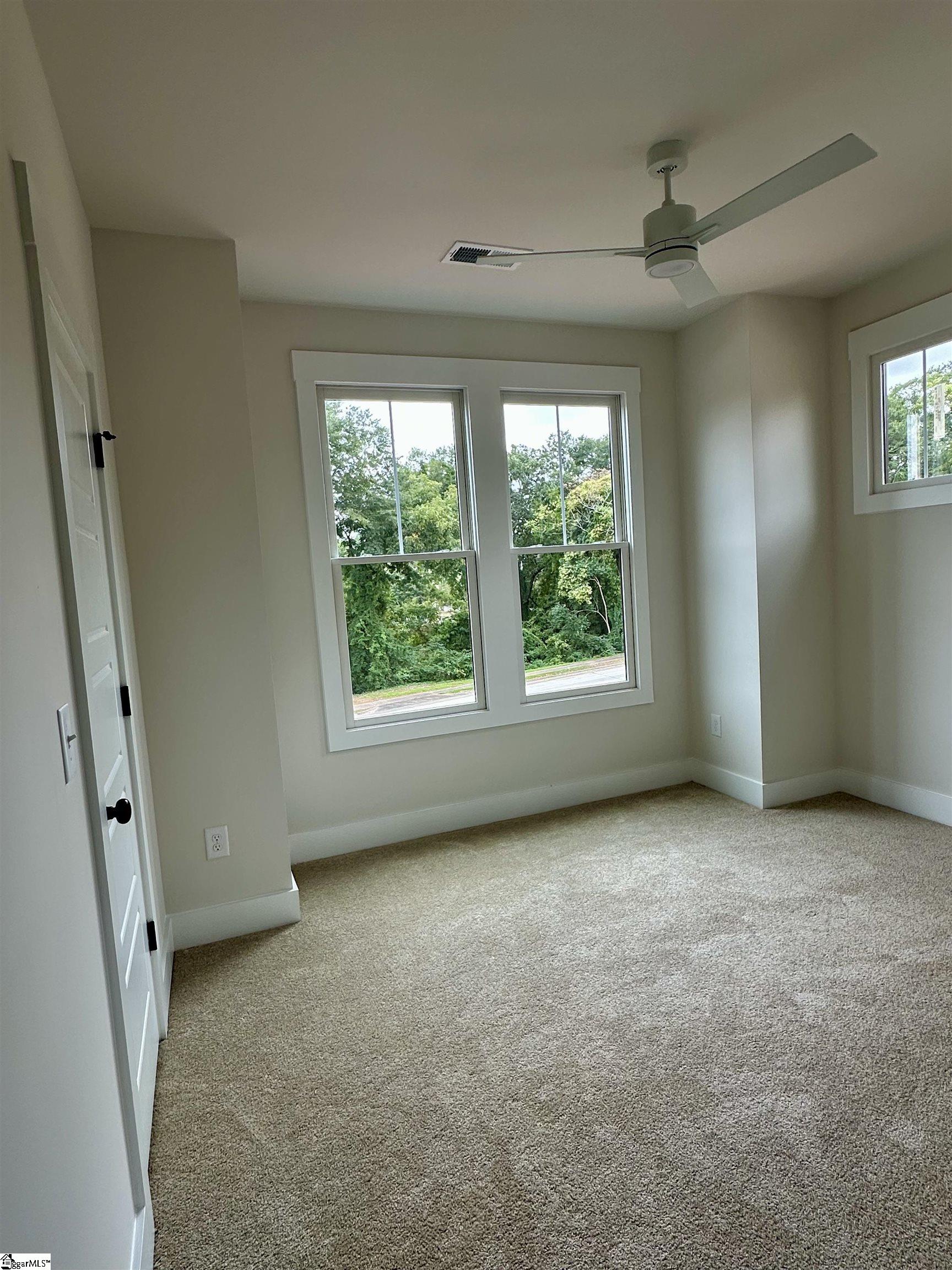 9 Hawthorne Lane UNIT Unit 104 Greenville, SC 29605