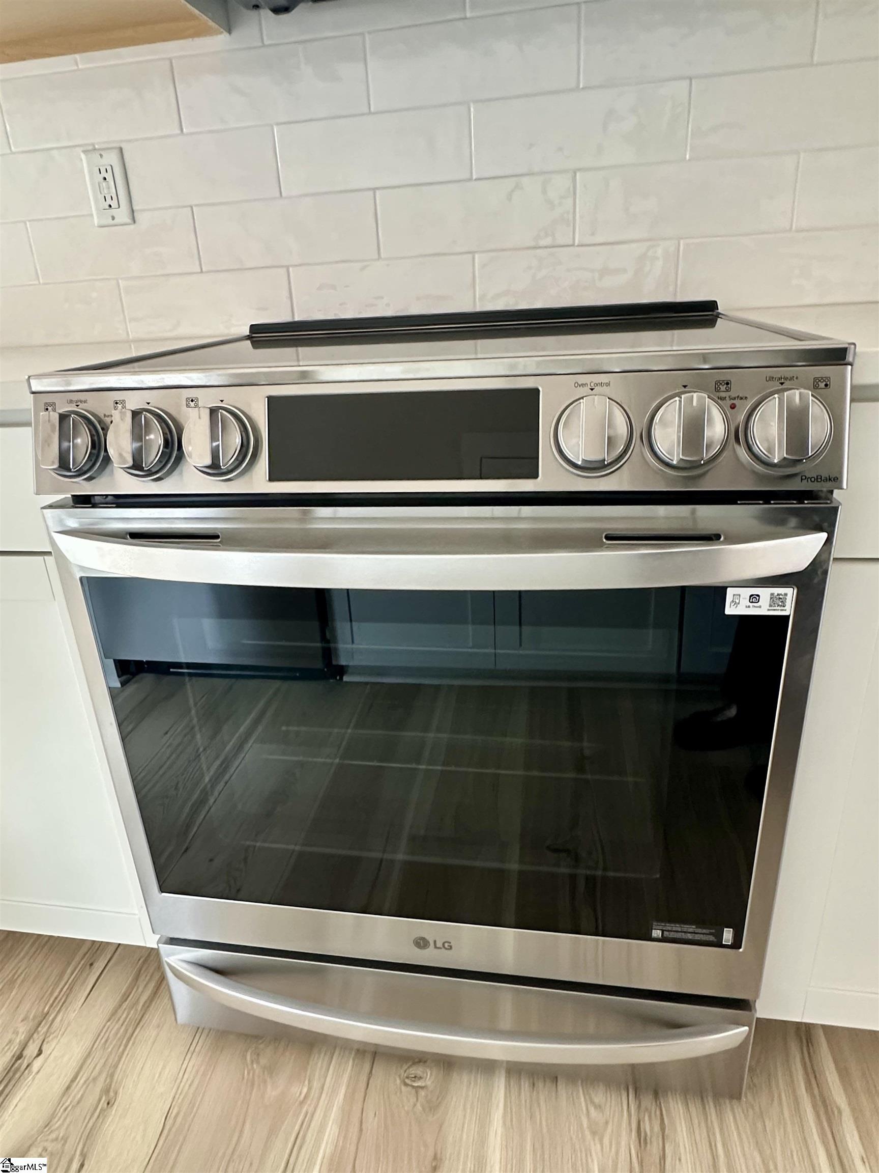 9 Hawthorne Lane UNIT Unit 104 Greenville, SC 29605