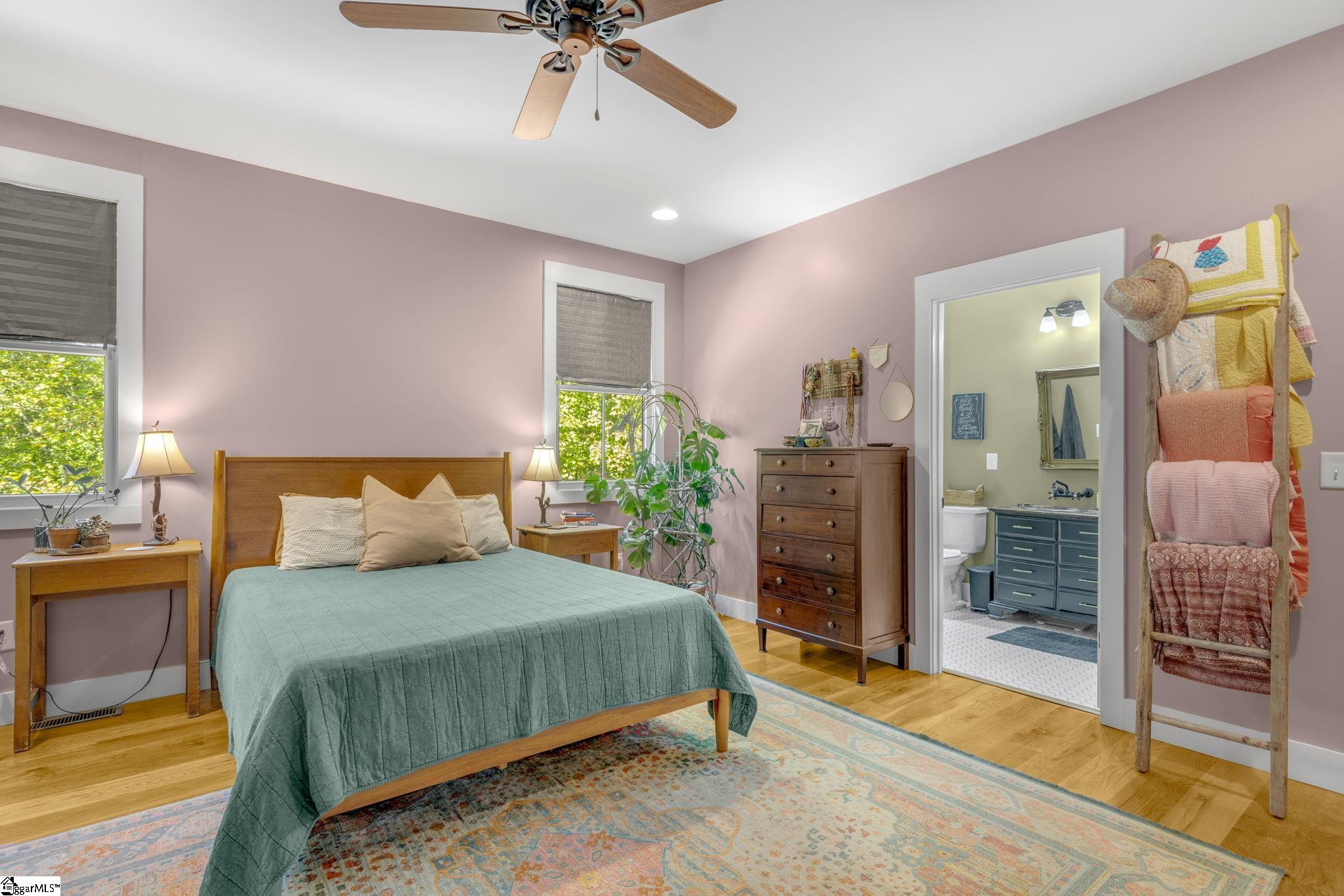 527 Doe Run Pickens, SC 29671