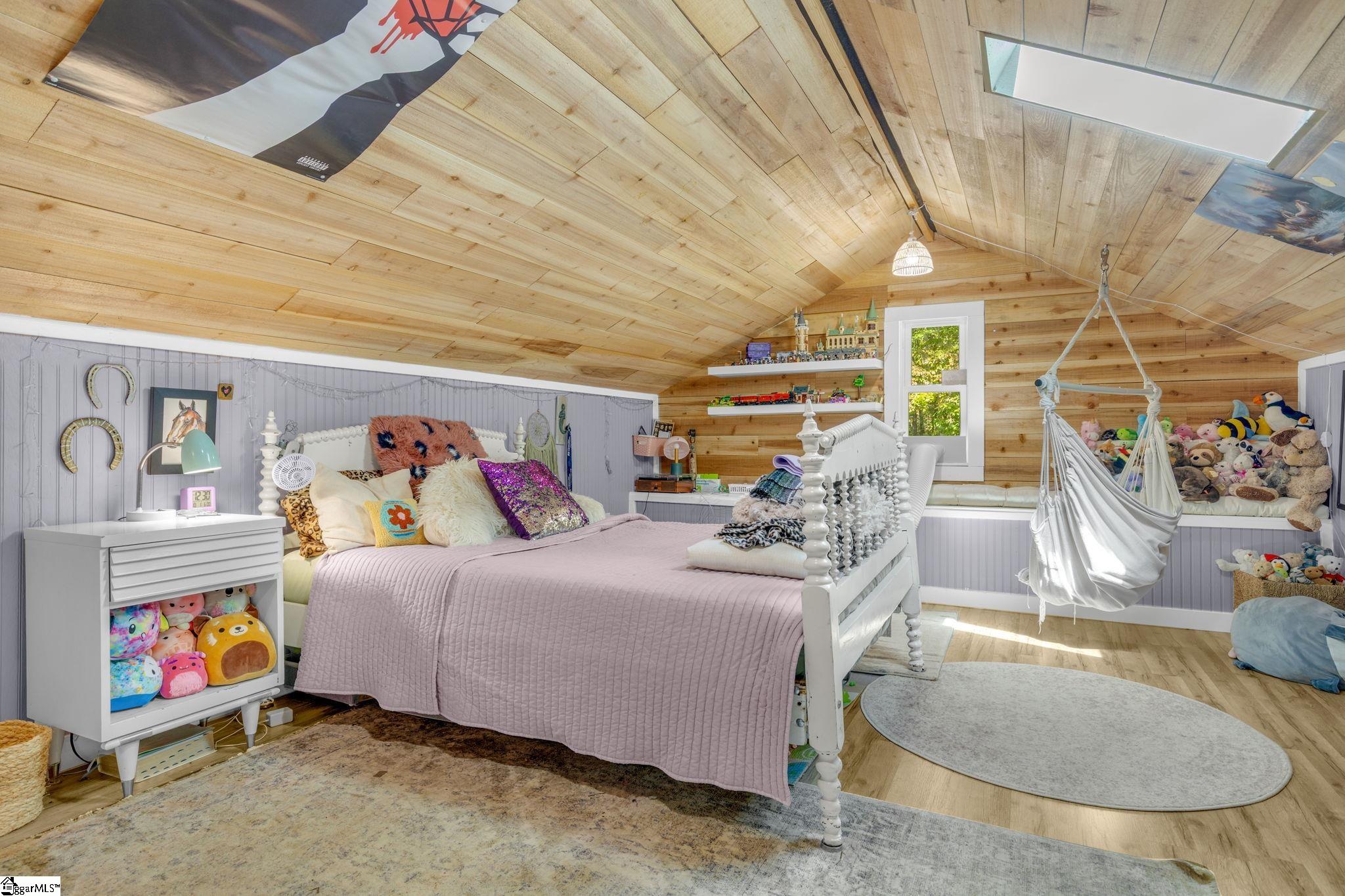527 Doe Run Pickens, SC 29671