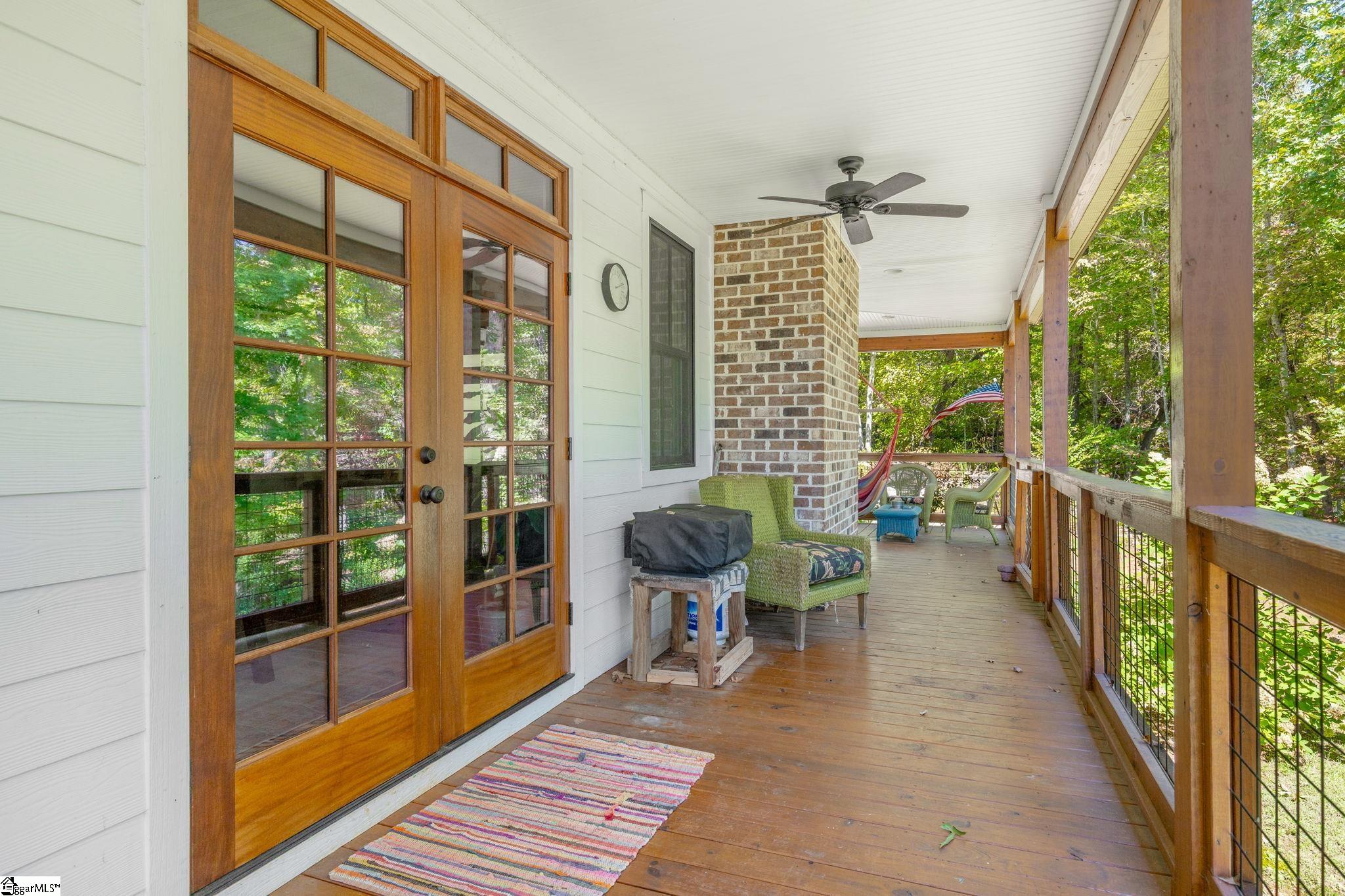 527 Doe Run Pickens, SC 29671