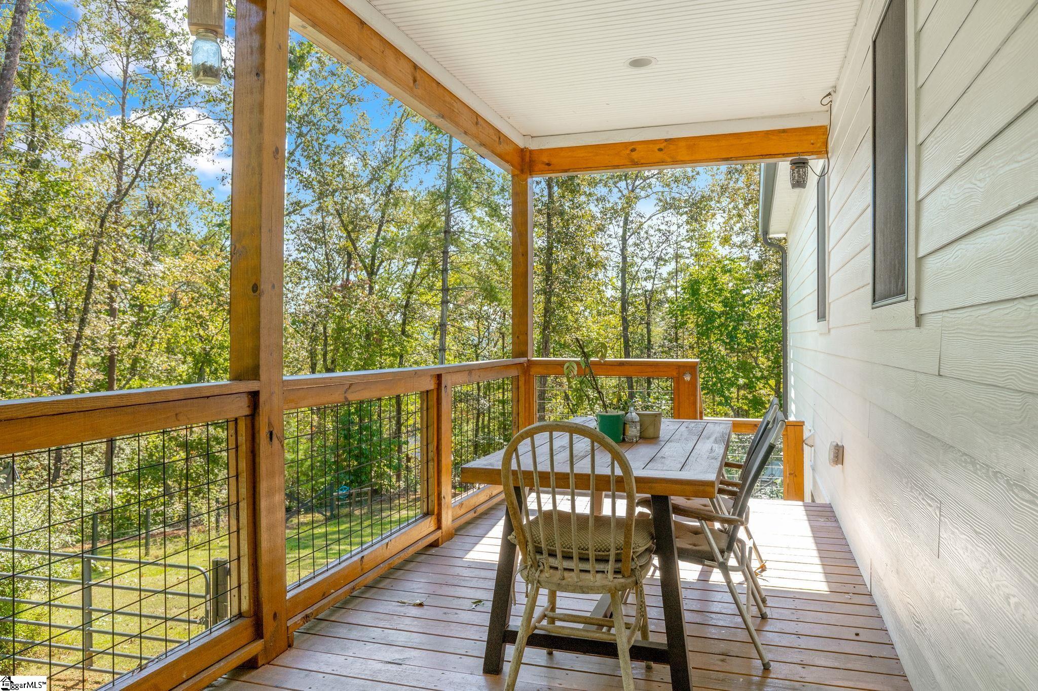 527 Doe Run Pickens, SC 29671