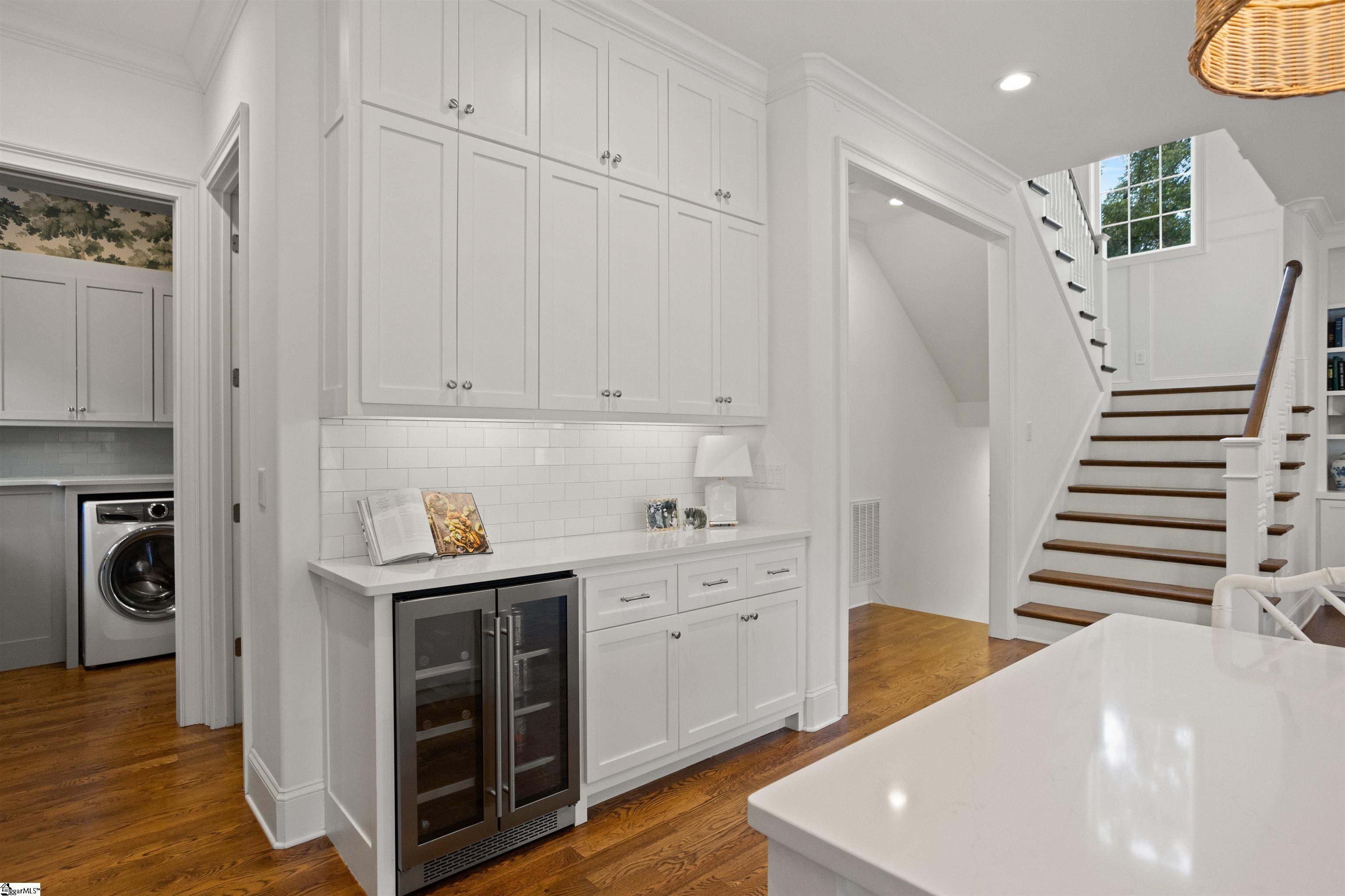 29 Westview Avenue Greenville, SC 29609