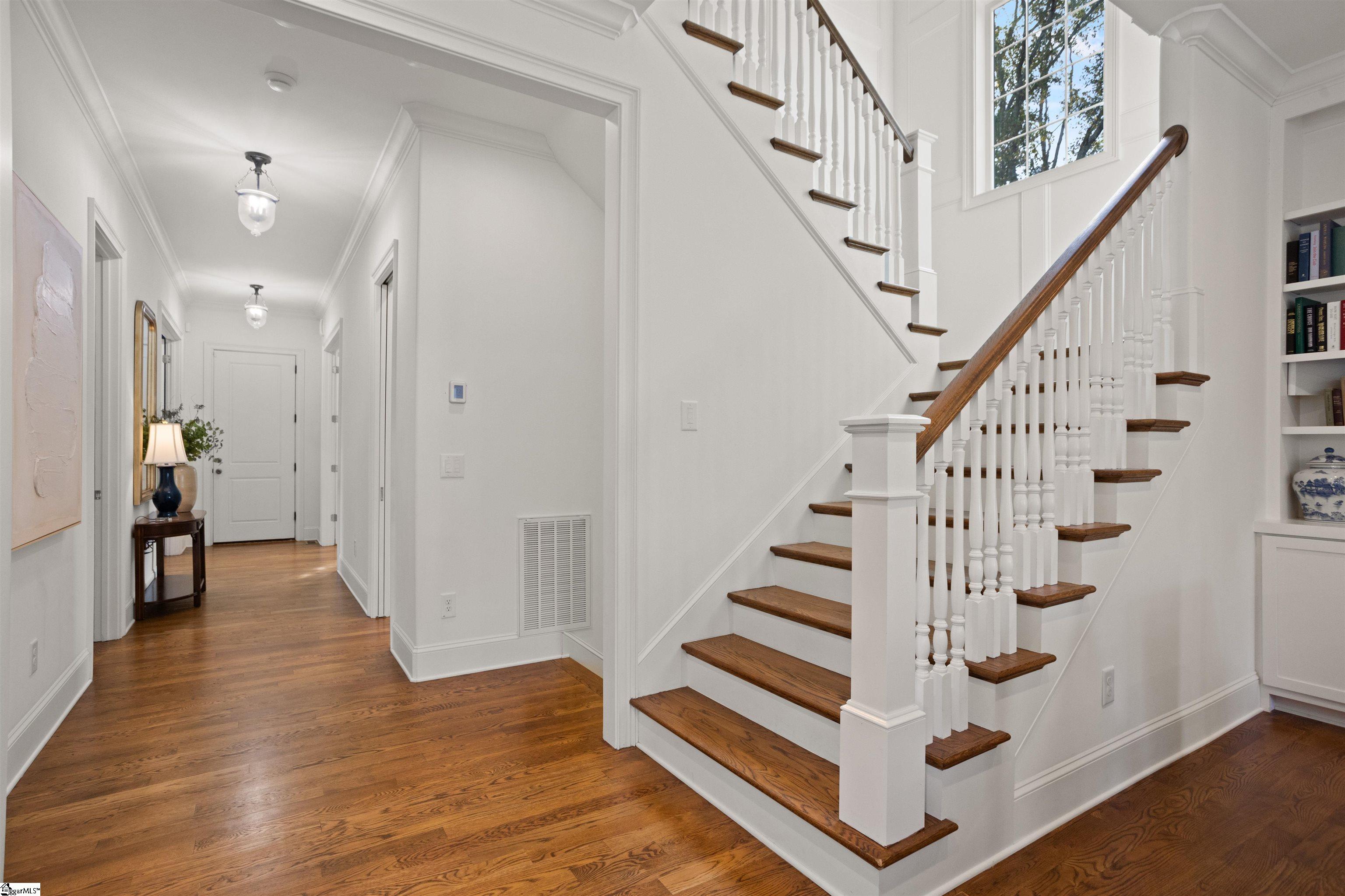 29 Westview Avenue Greenville, SC 29609
