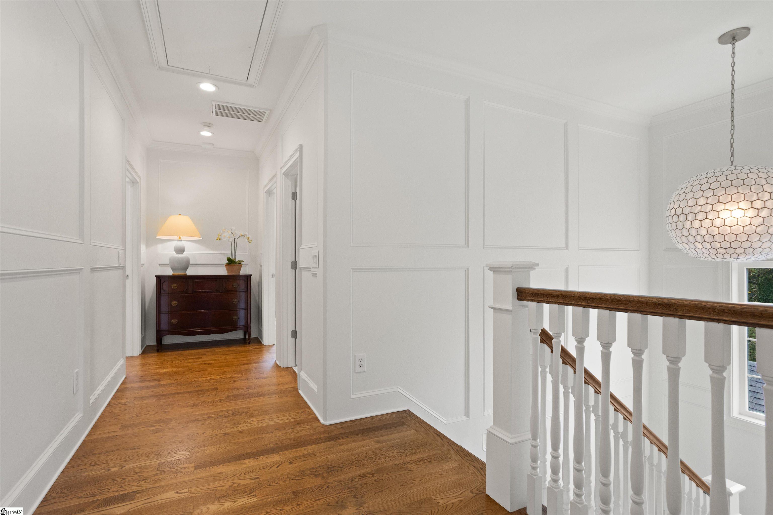 29 Westview Avenue Greenville, SC 29609