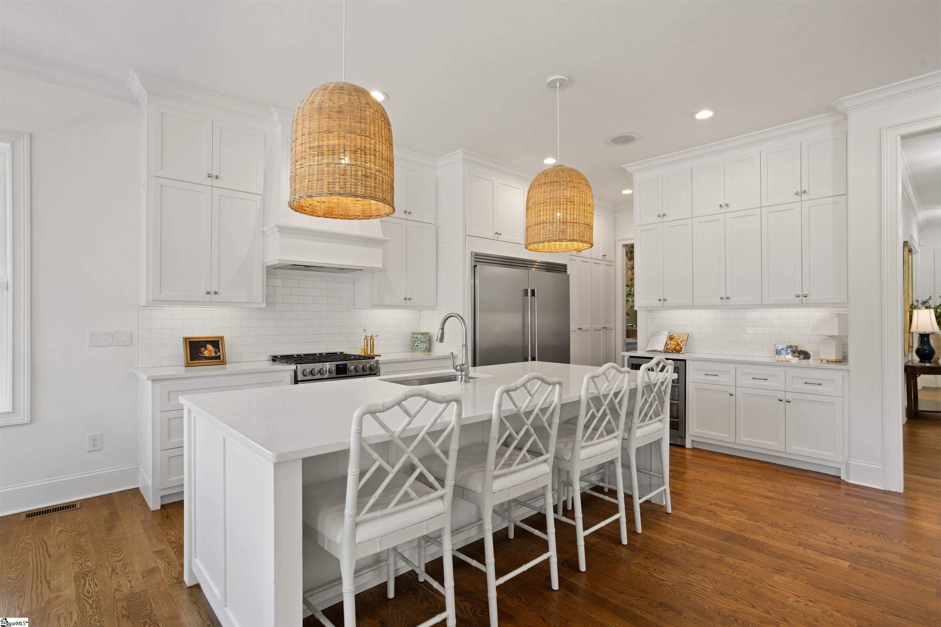 29 Westview Avenue Greenville, SC 29609