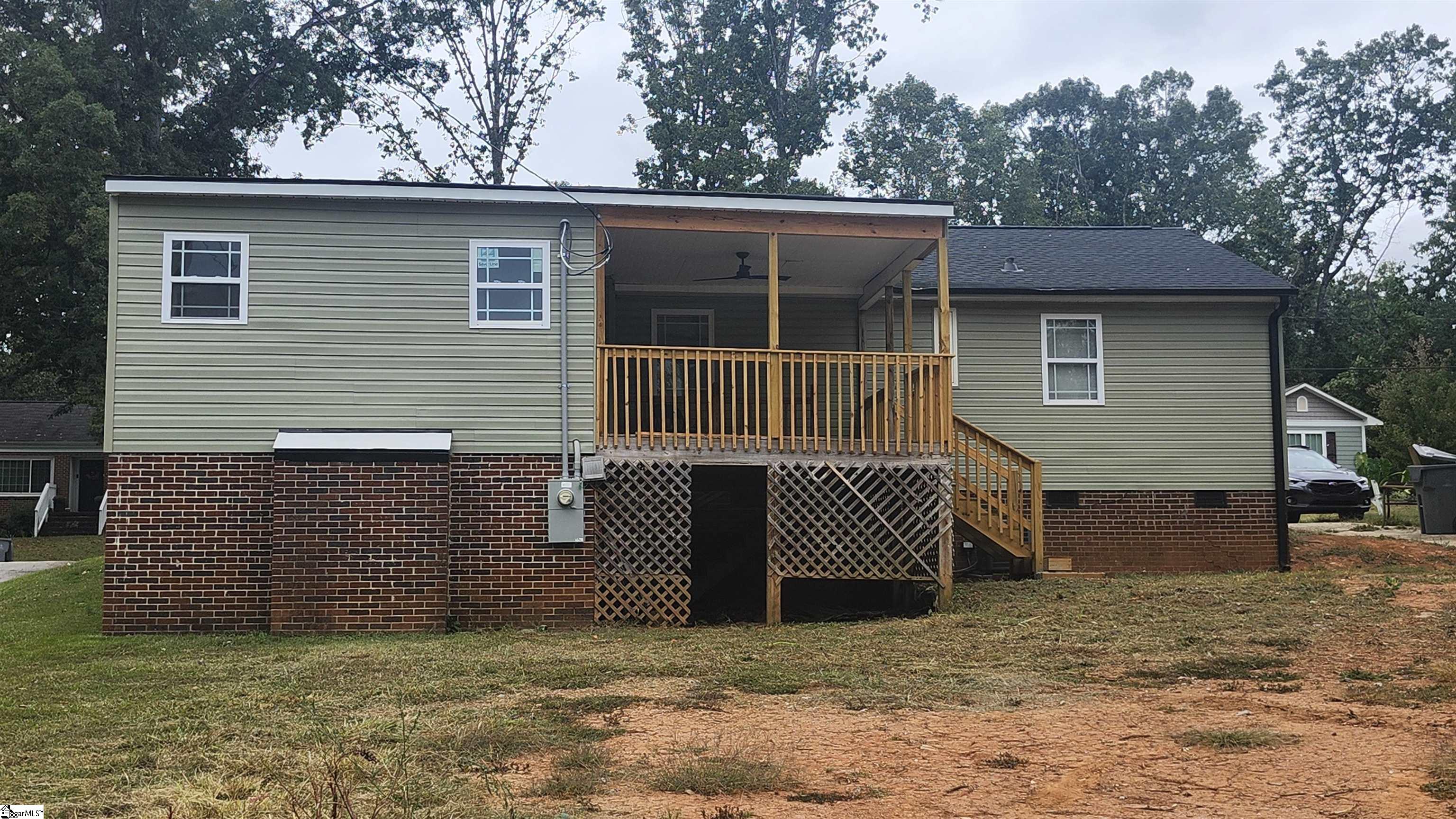 105 Ponce de Leon Avenue Spartanburg, SC 29302