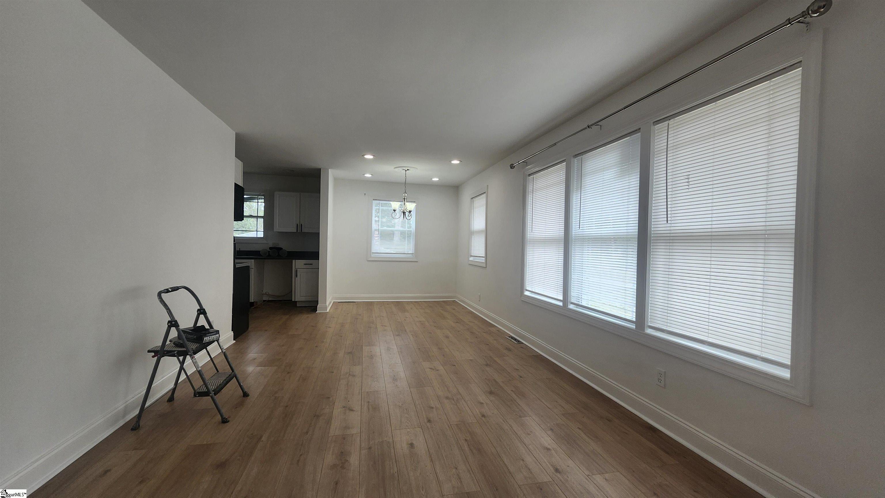 105 Ponce de Leon Avenue Spartanburg, SC 29302