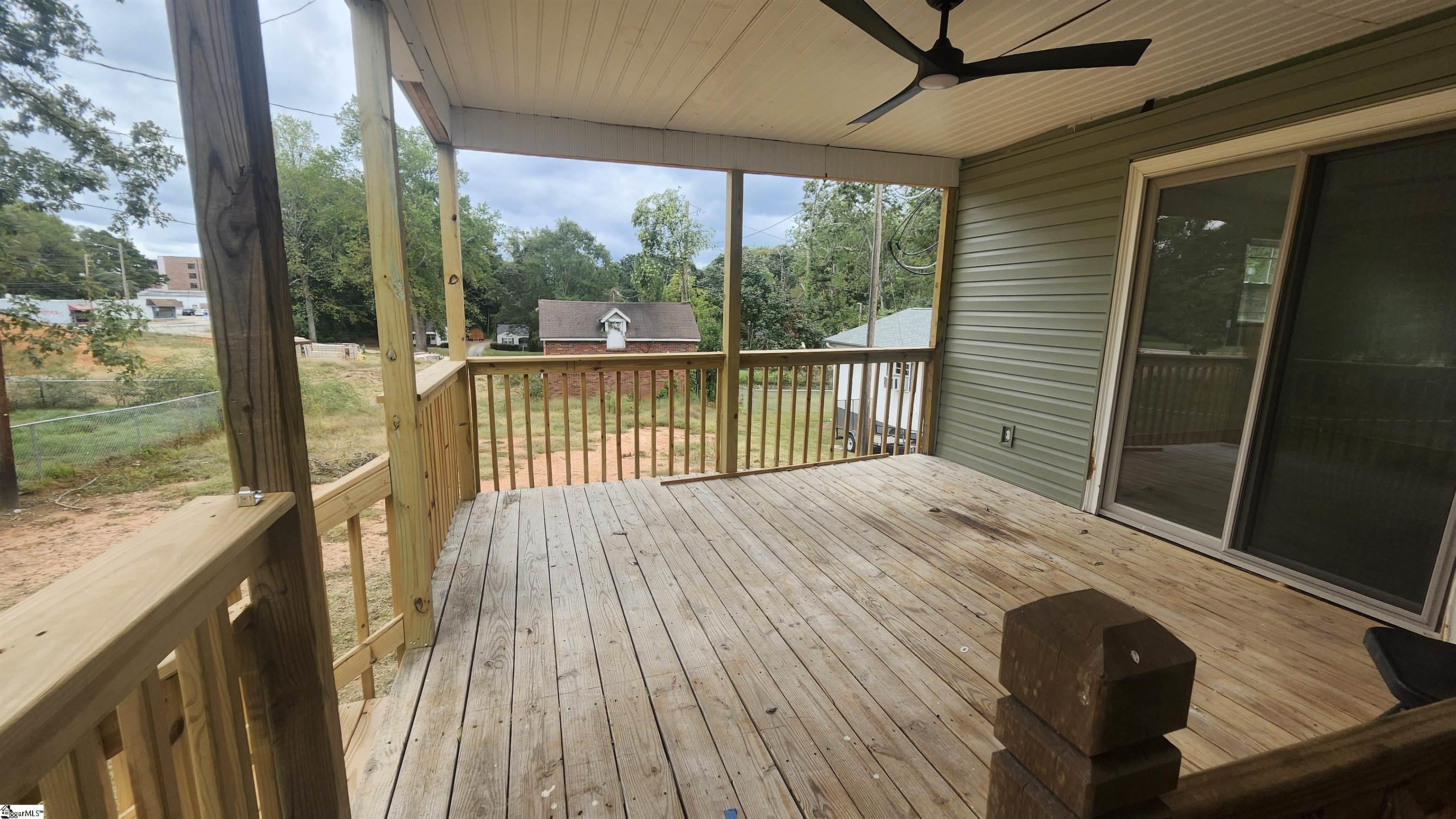 105 Ponce de Leon Avenue Spartanburg, SC 29302