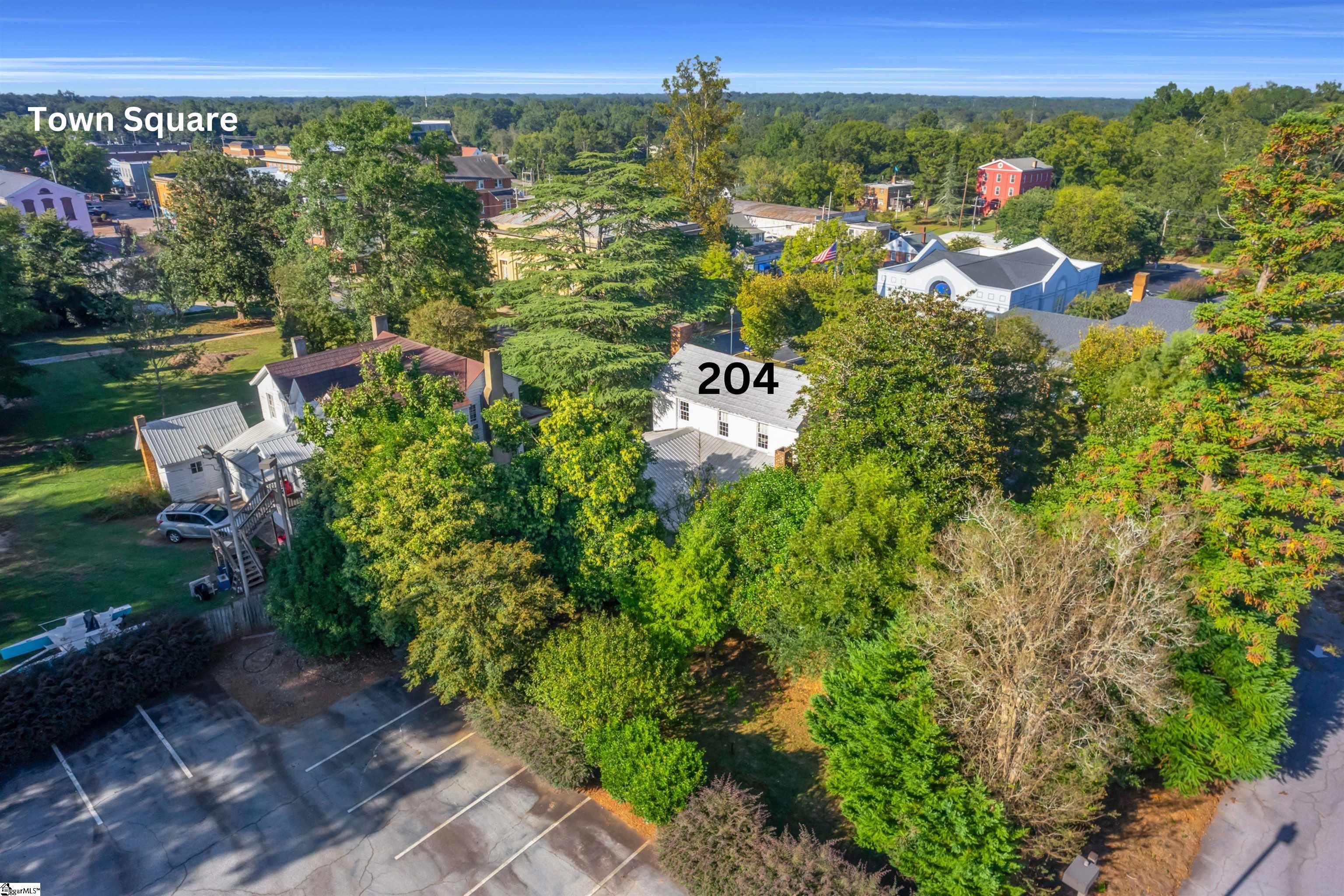 204 S Main Street Abbeville, SC 29620