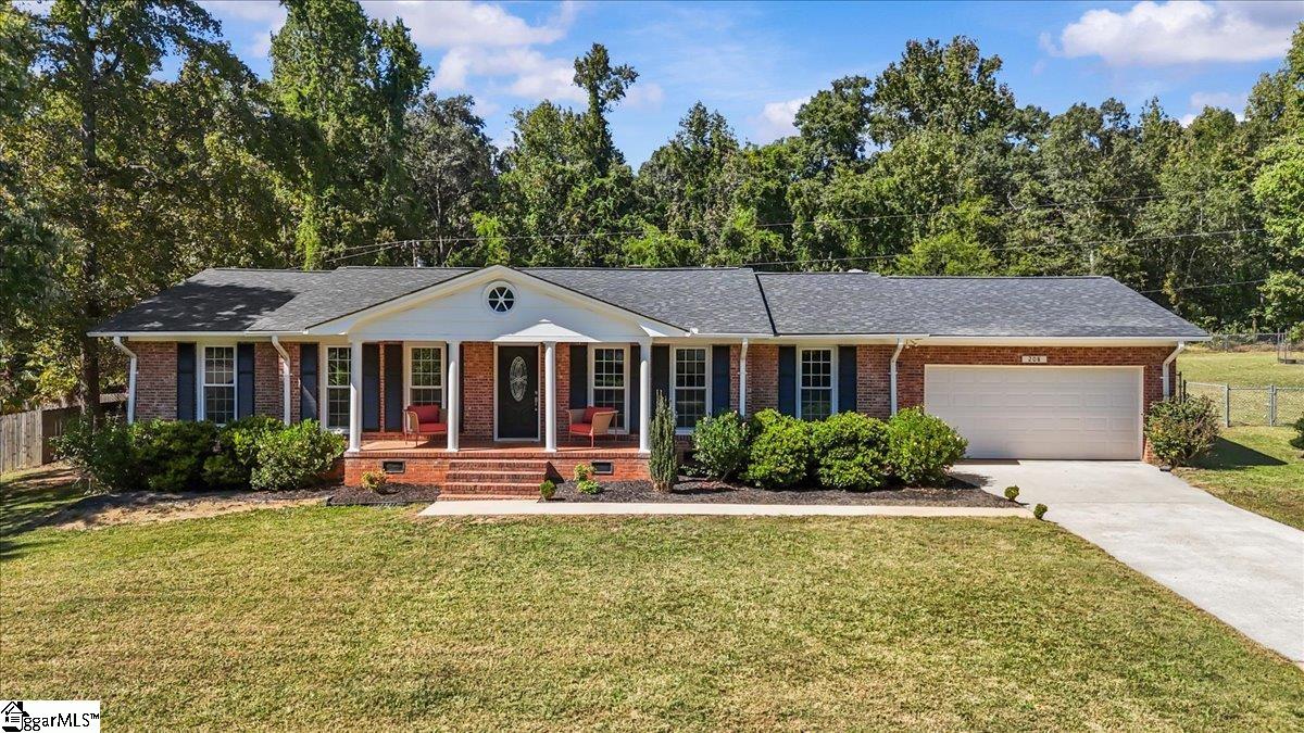 208 Briarwood Drive Belton, SC 29627