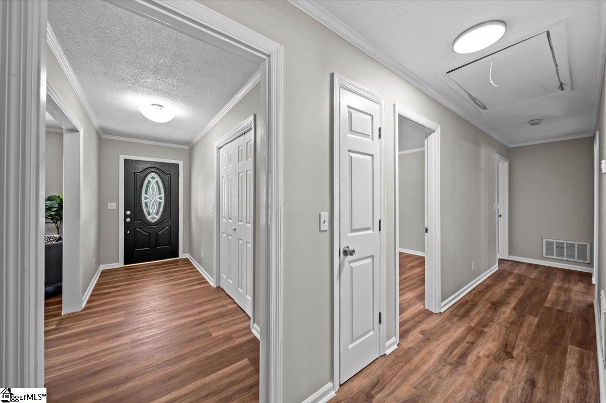 208 Briarwood Drive Belton, SC 29627