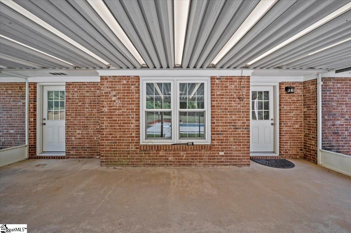 208 Briarwood Drive Belton, SC 29627