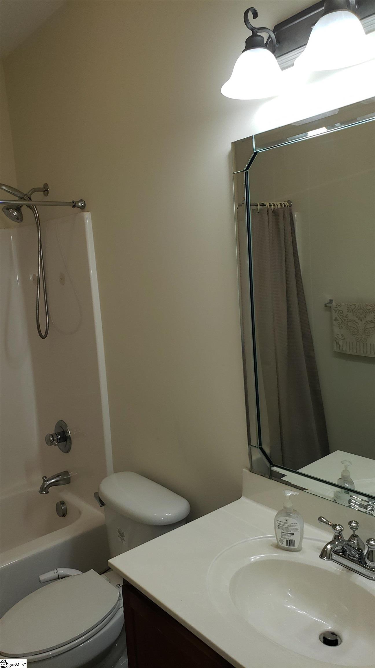 19 Copperdale Drive Simpsonville, SC 29681