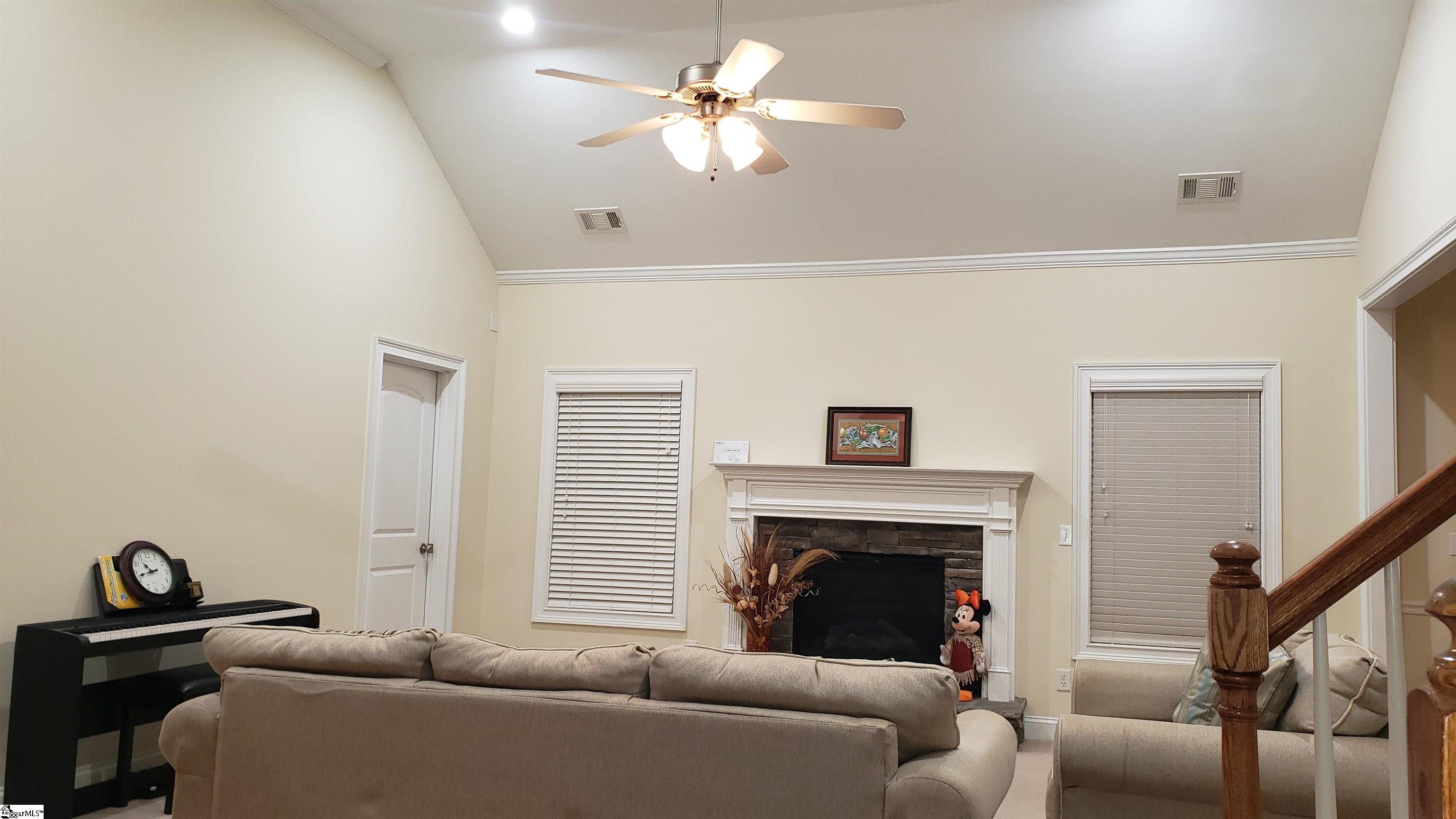 19 Copperdale Drive Simpsonville, SC 29681