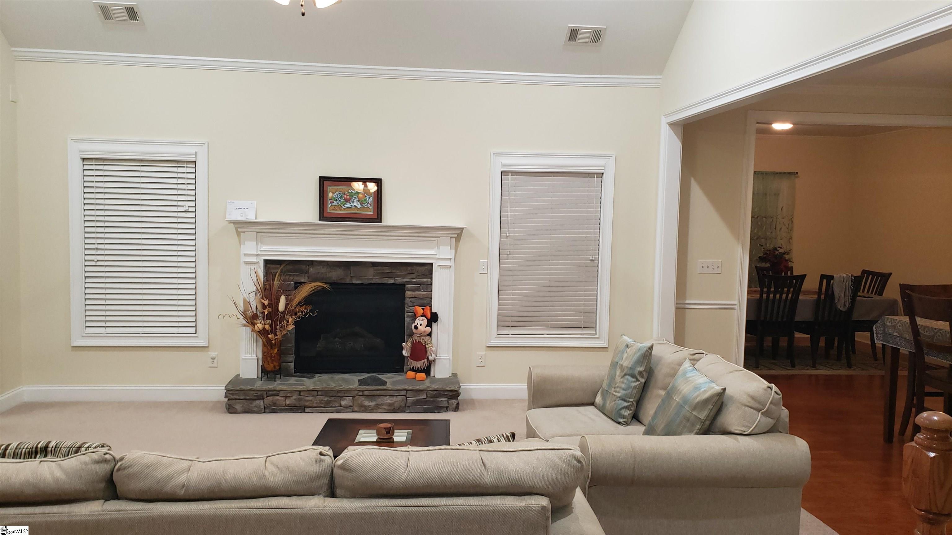 19 Copperdale Drive Simpsonville, SC 29681