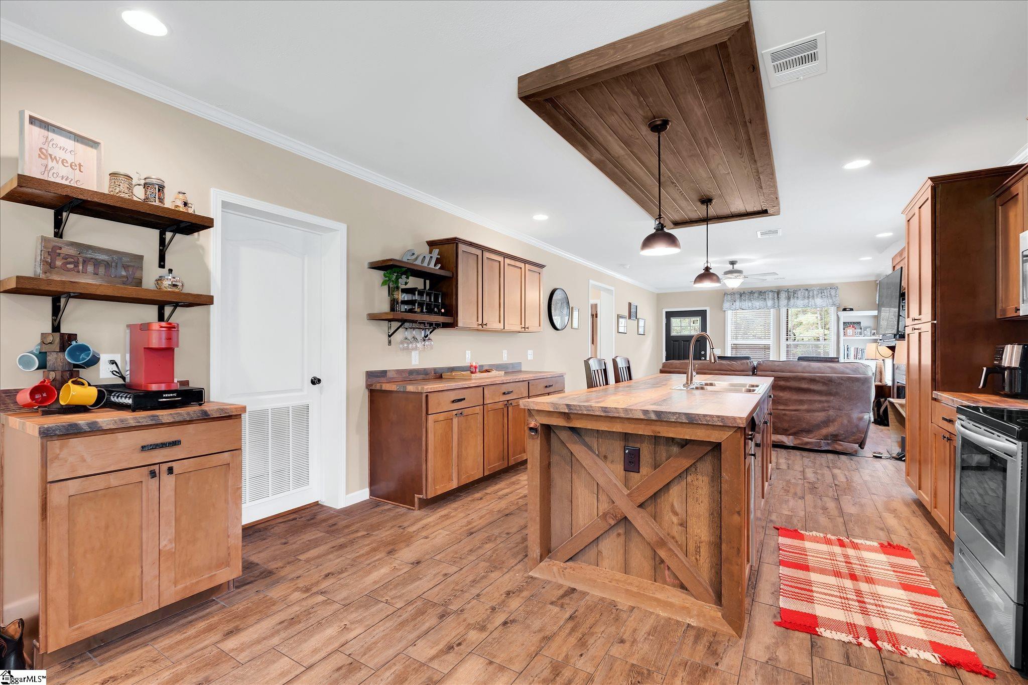 412 Simms School Road Central, SC 29630